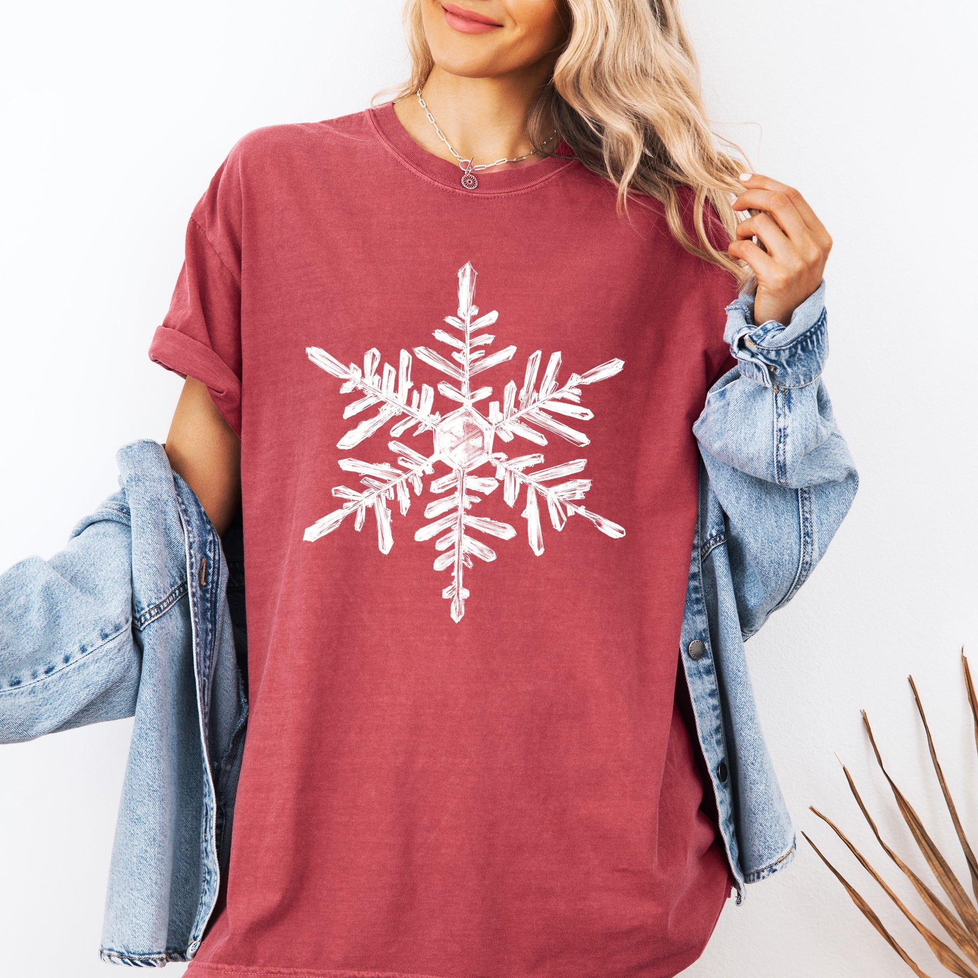 Snowflake Beautiful Winter Christmas Snow Xmas Edition Vintage Holiday Design Comfort Colors Tee