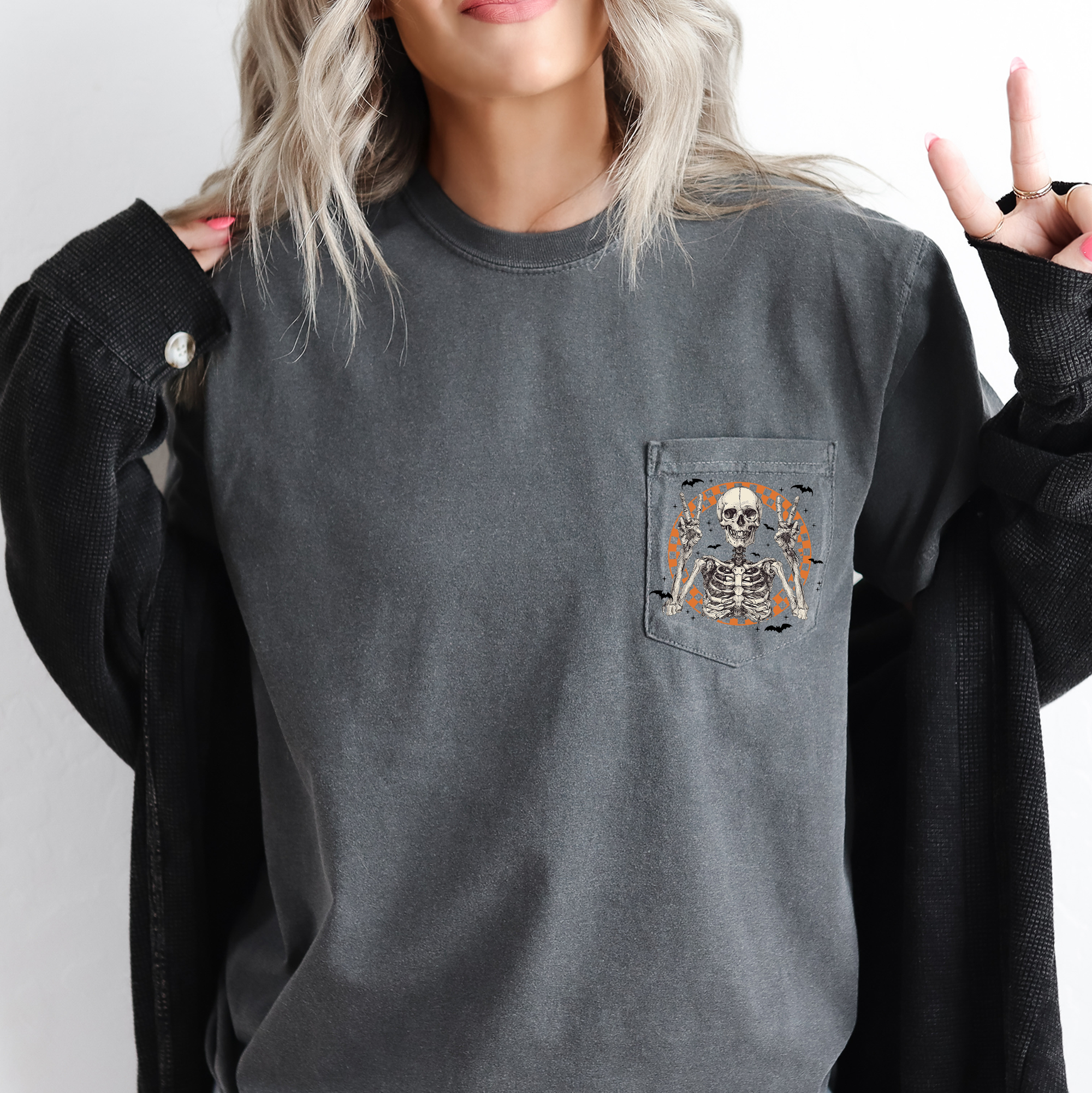 Skeleton Peace Checkered Halloween Pocket Juggling Jack-O'-Lanterns Comfort Colors Tee