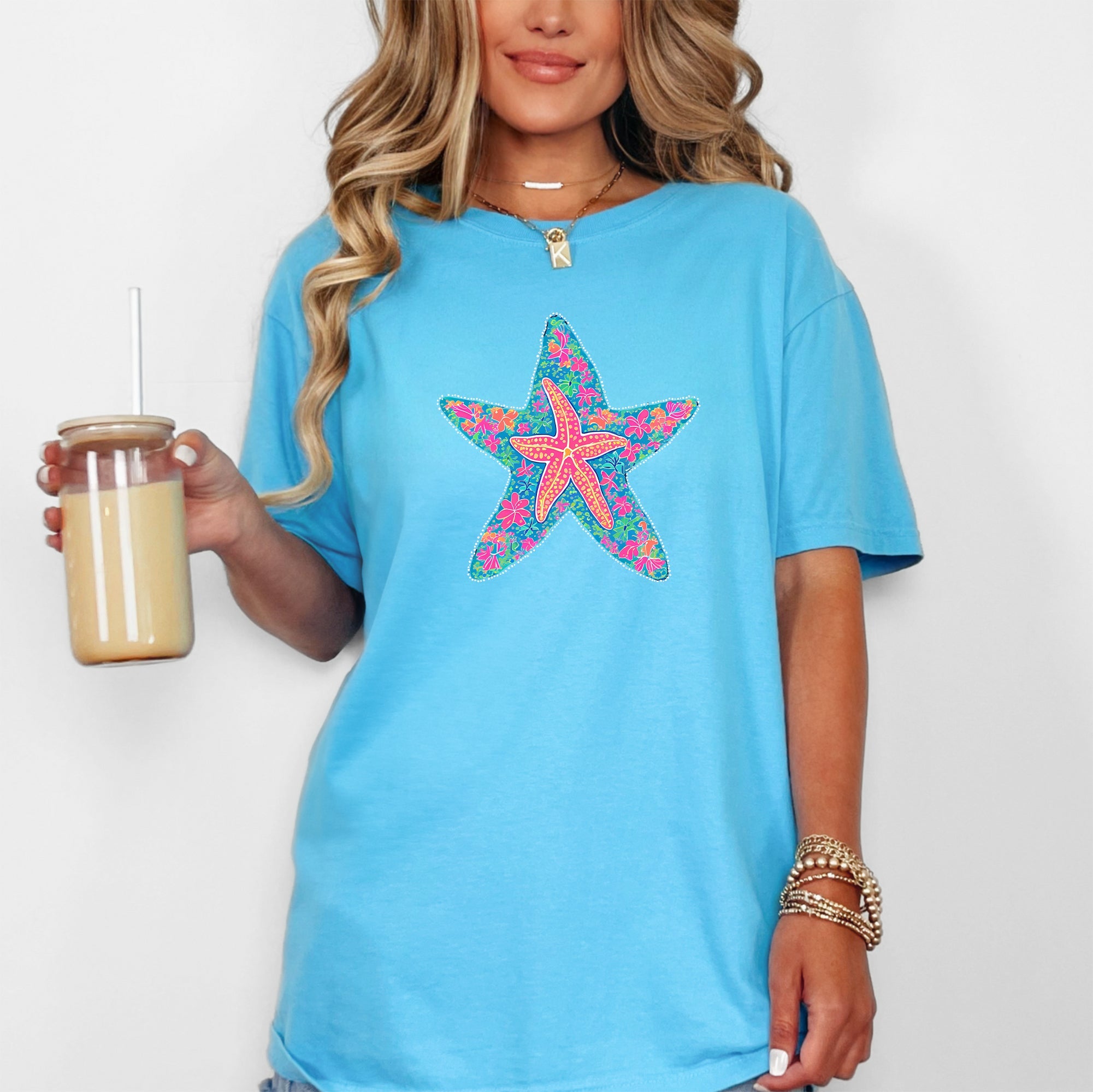 Starfish And Sea Life Summer Beach Vibes For Coastal Lovers And Sun Seekers Comfort Colors Tee