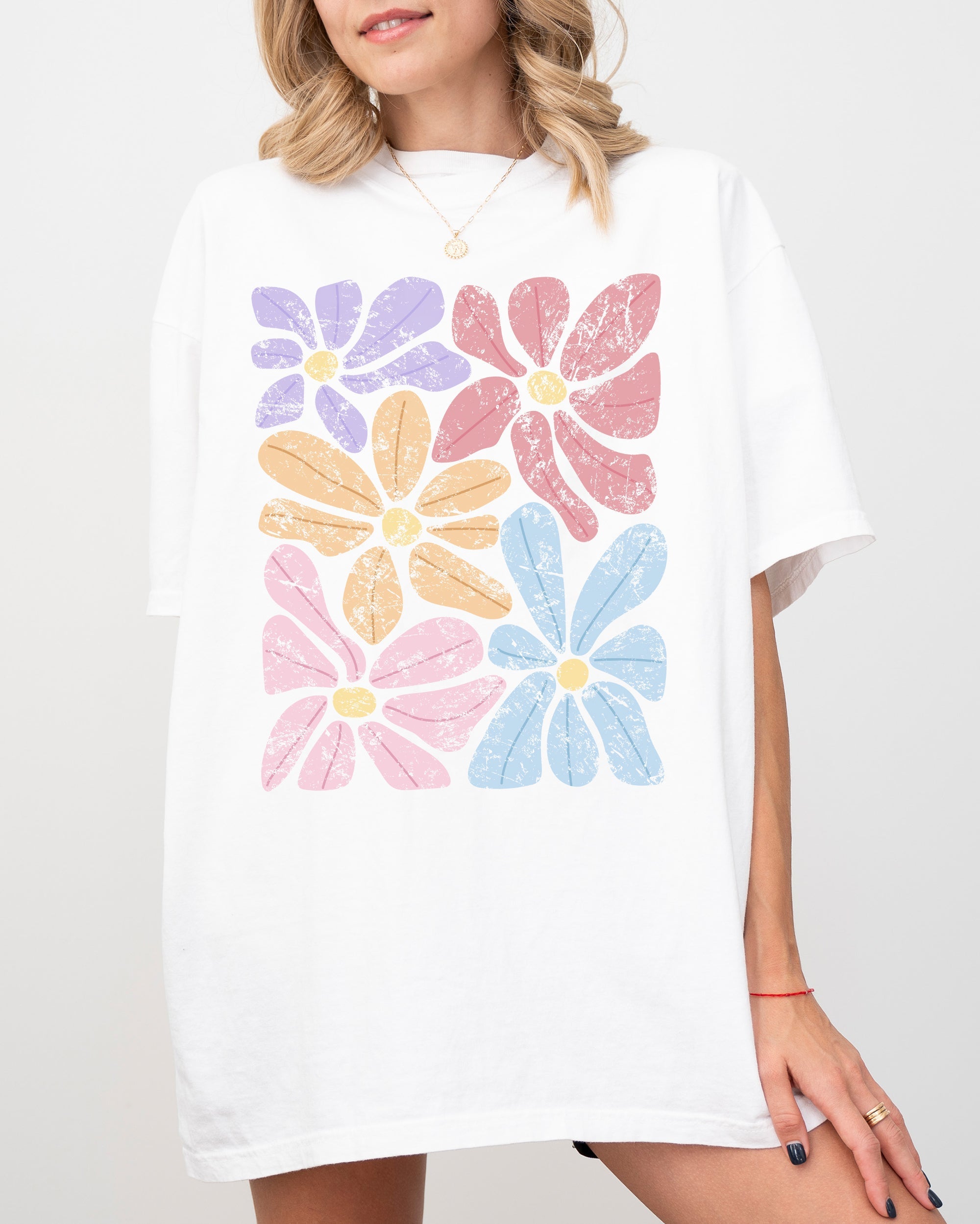 Striking Abstract Flowers Boho Floral Design With Summer Vibes Nature Gardening Festival Comfort Colors Tee