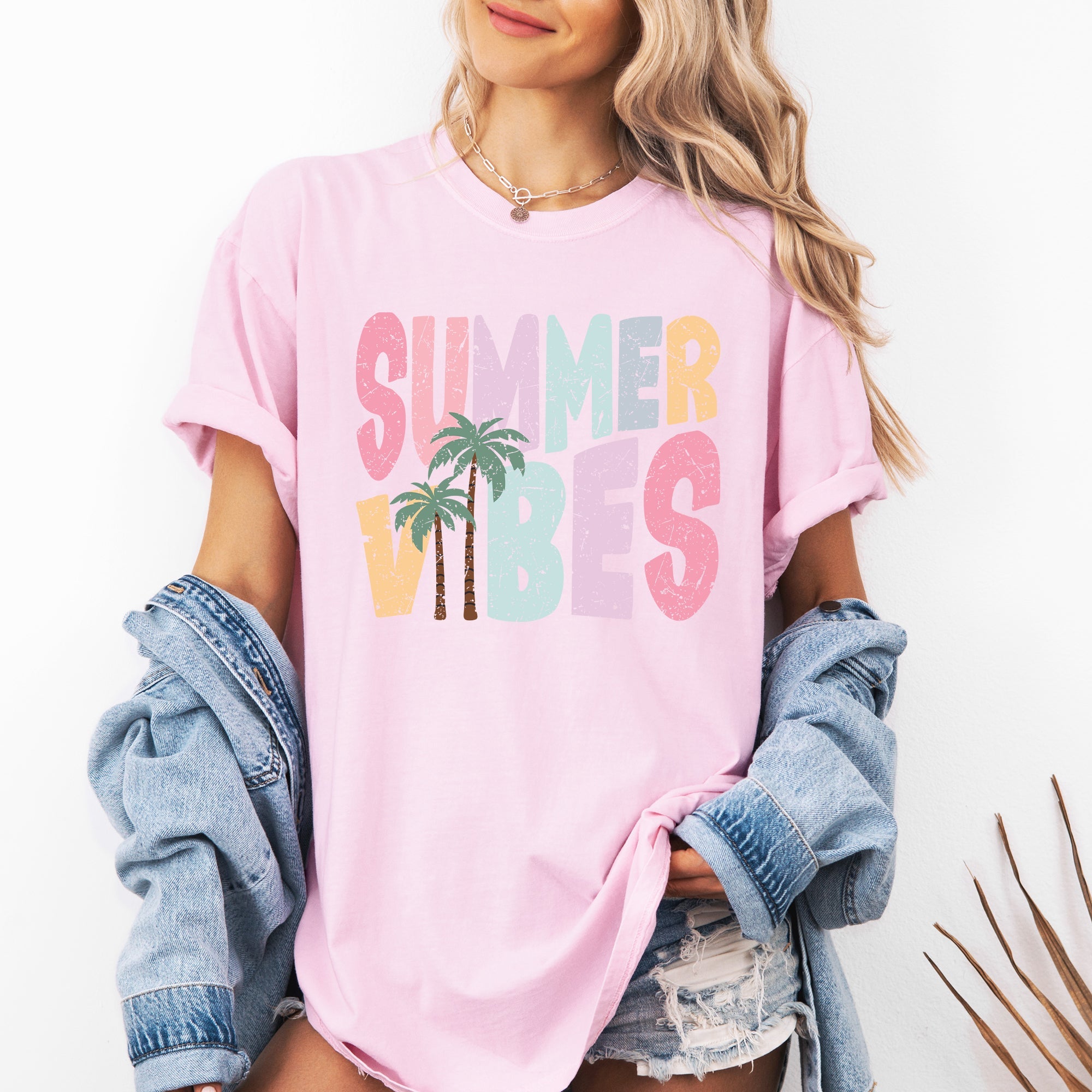 Summer Vibes Retro Colorful Beach Sunset Palm Trees Seaside Fun Vintage Vibes Edition Comfort Colors Tee
