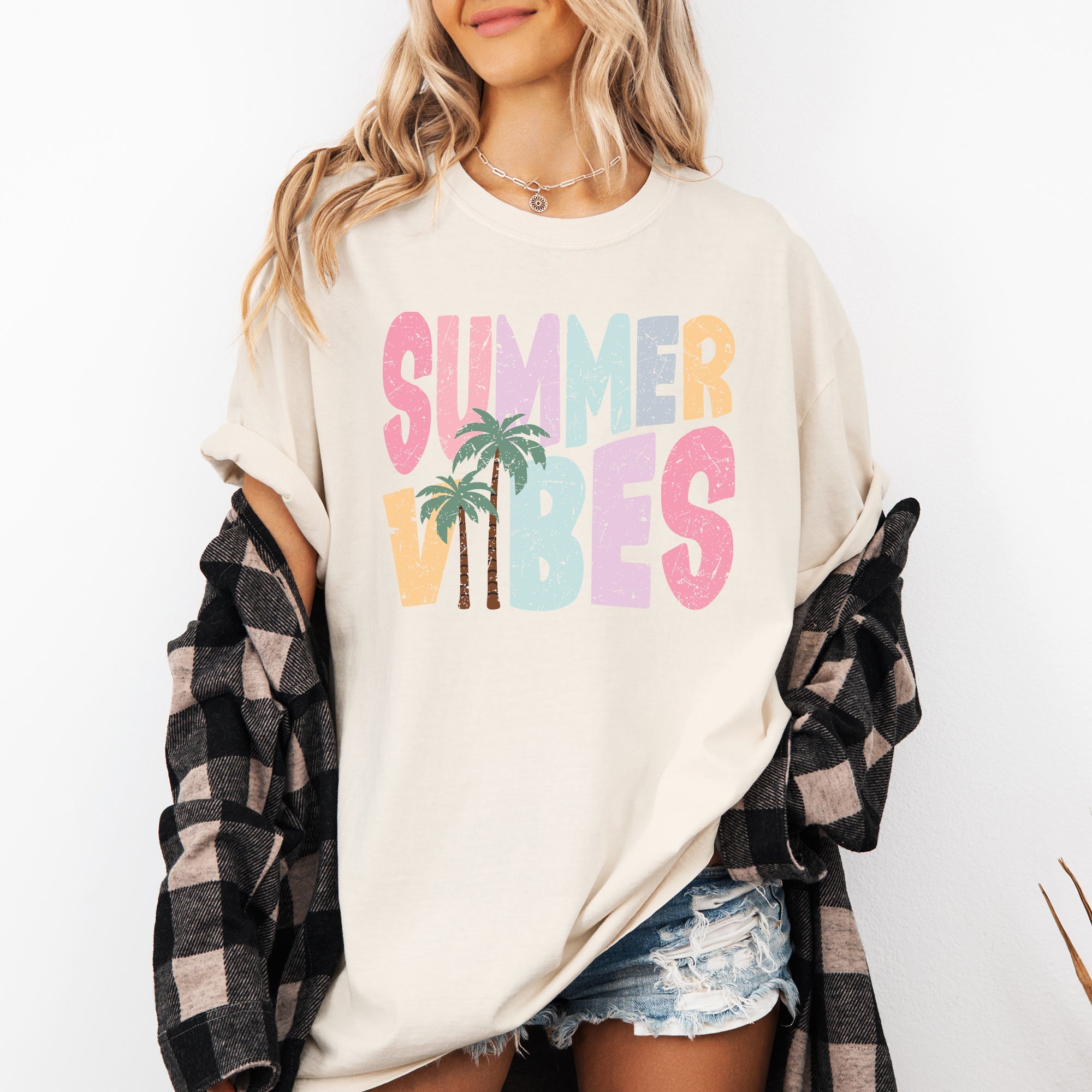 Summer Vibes Retro Colorful Beach Sunset Palm Trees Seaside Fun Vintage Vibes Edition Comfort Colors Tee