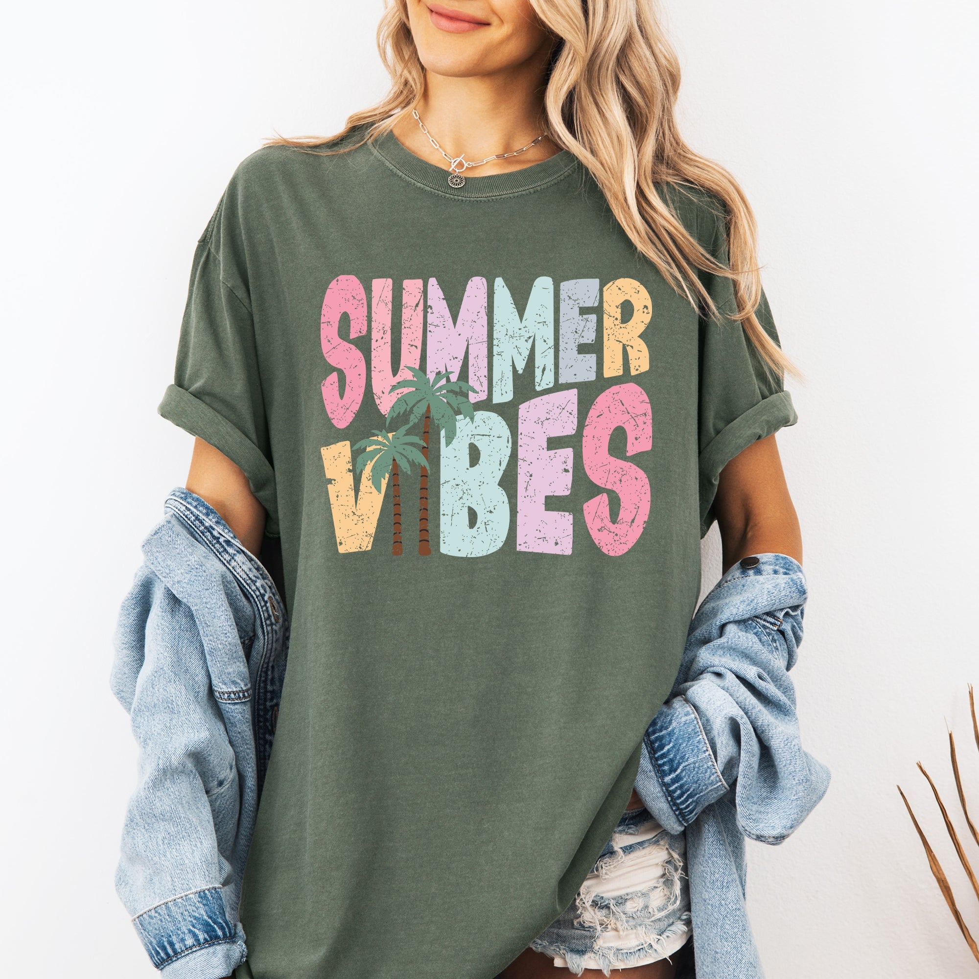 Summer Vibes Retro Colorful Beach Sunset Palm Trees Seaside Fun Vintage Vibes Edition Comfort Colors Tee