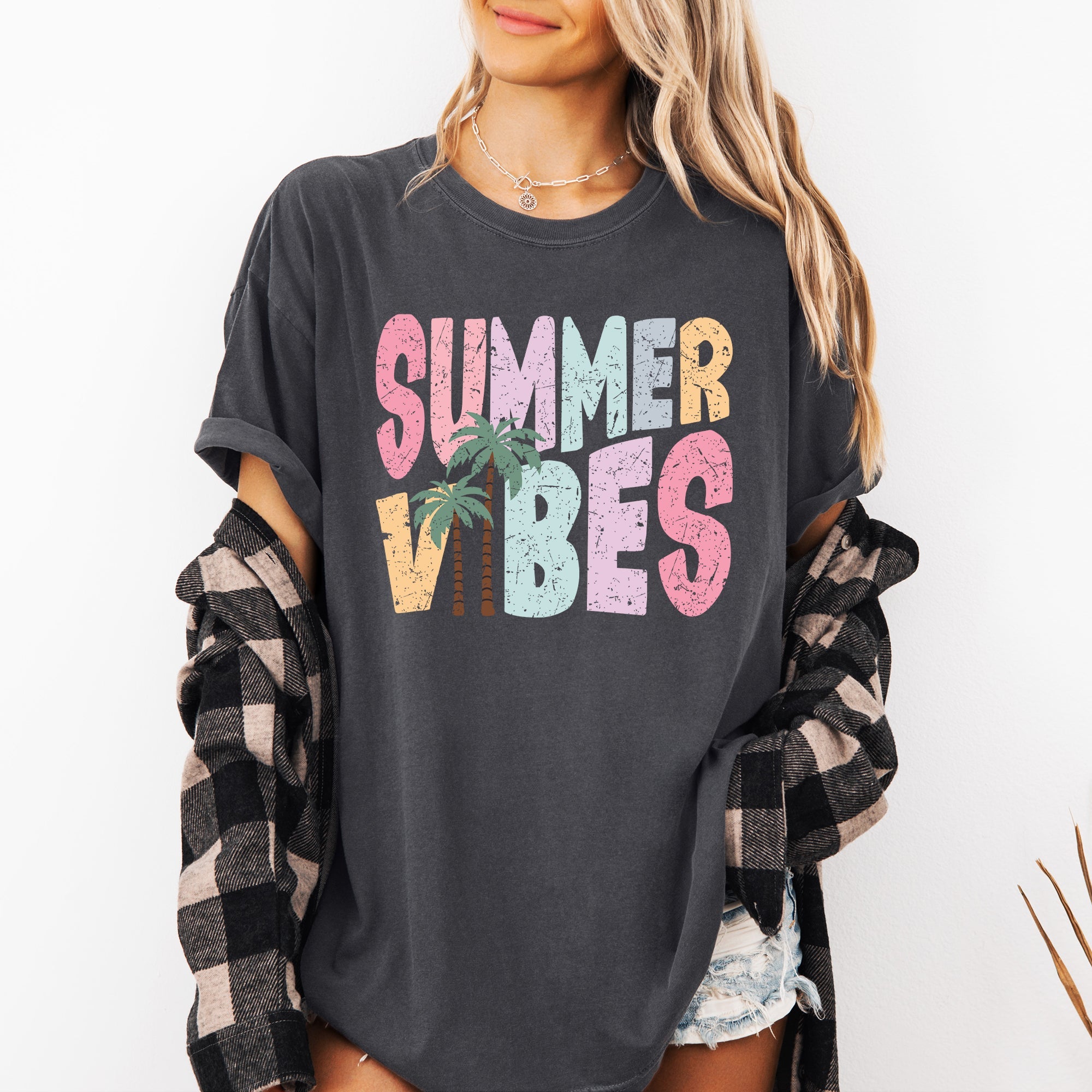 Summer Vibes Retro Colorful Beach Sunset Palm Trees Seaside Fun Vintage Vibes Edition Comfort Colors Tee