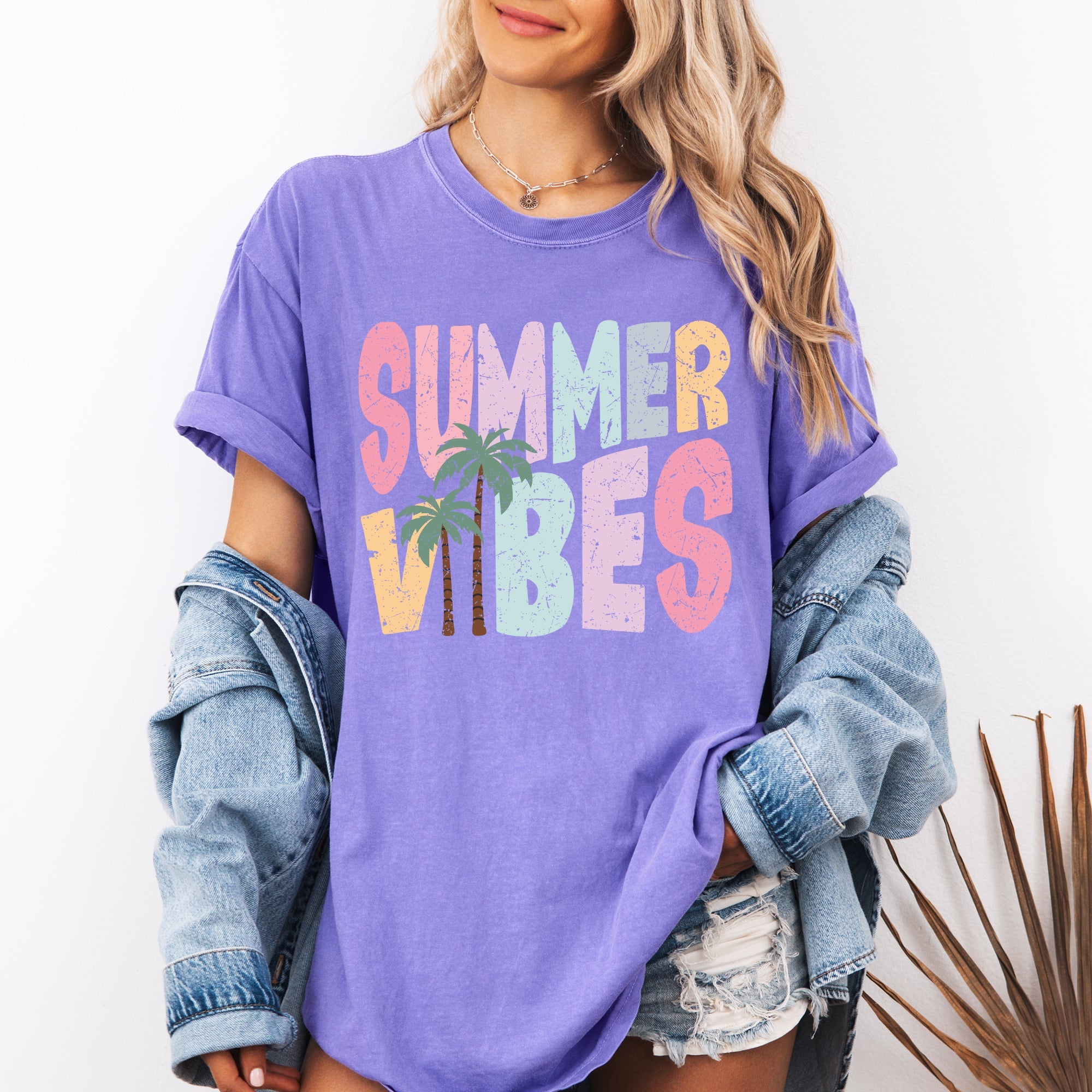 Summer Vibes Retro Colorful Beach Sunset Palm Trees Seaside Fun Vintage Vibes Edition Comfort Colors Tee