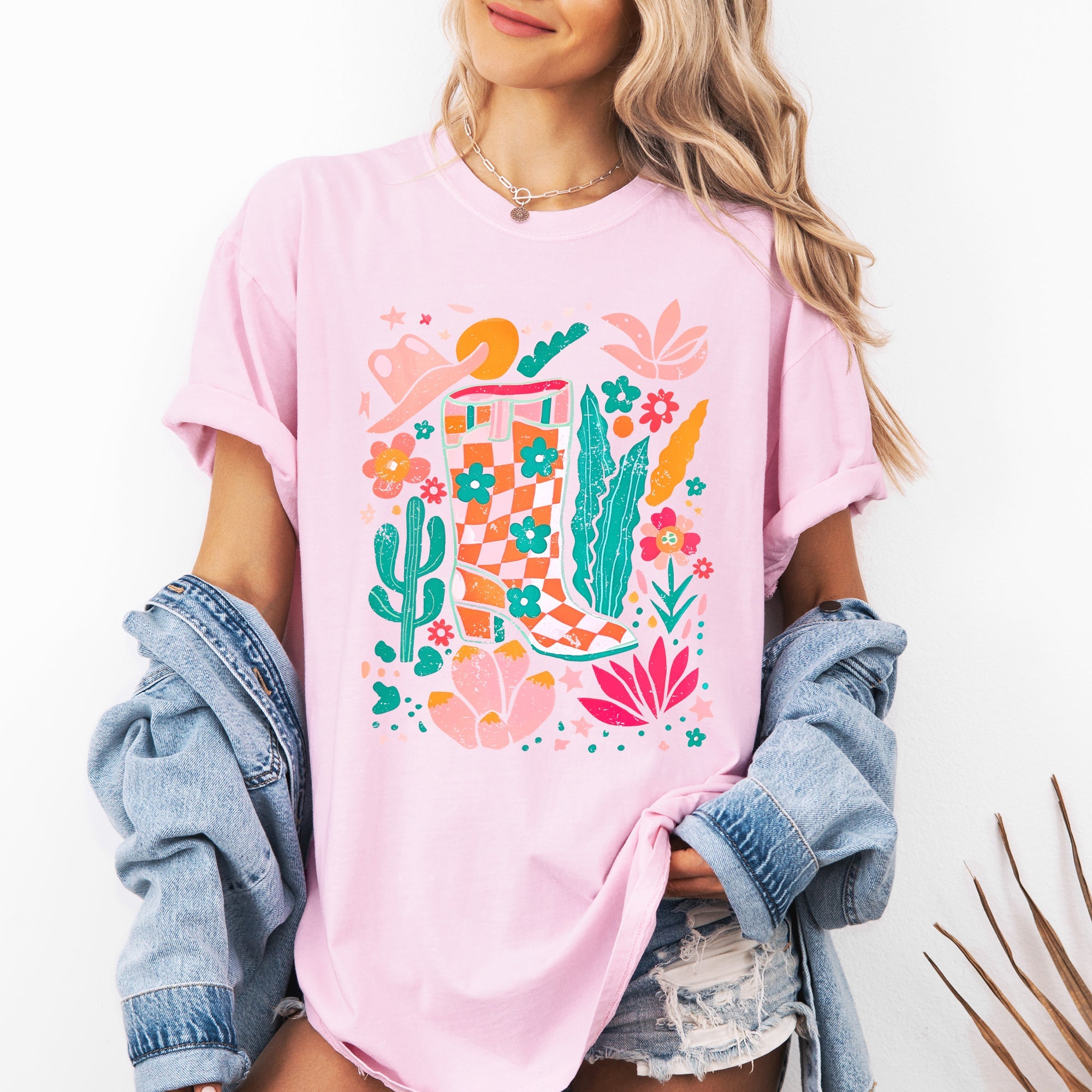 Summer Retro Cowboy Boot Cowgirl Floral Botanical Southwestern Western Print Artwork Comfort Colors Tee