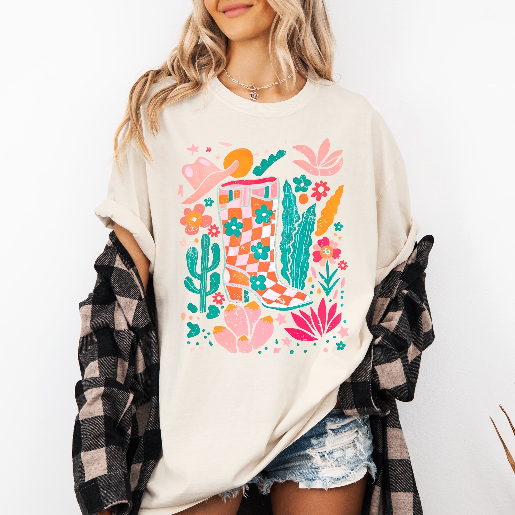 Summer Retro Cowboy Boot Cowgirl Floral Botanical Southwestern Western Print Artwork Comfort Colors Tee