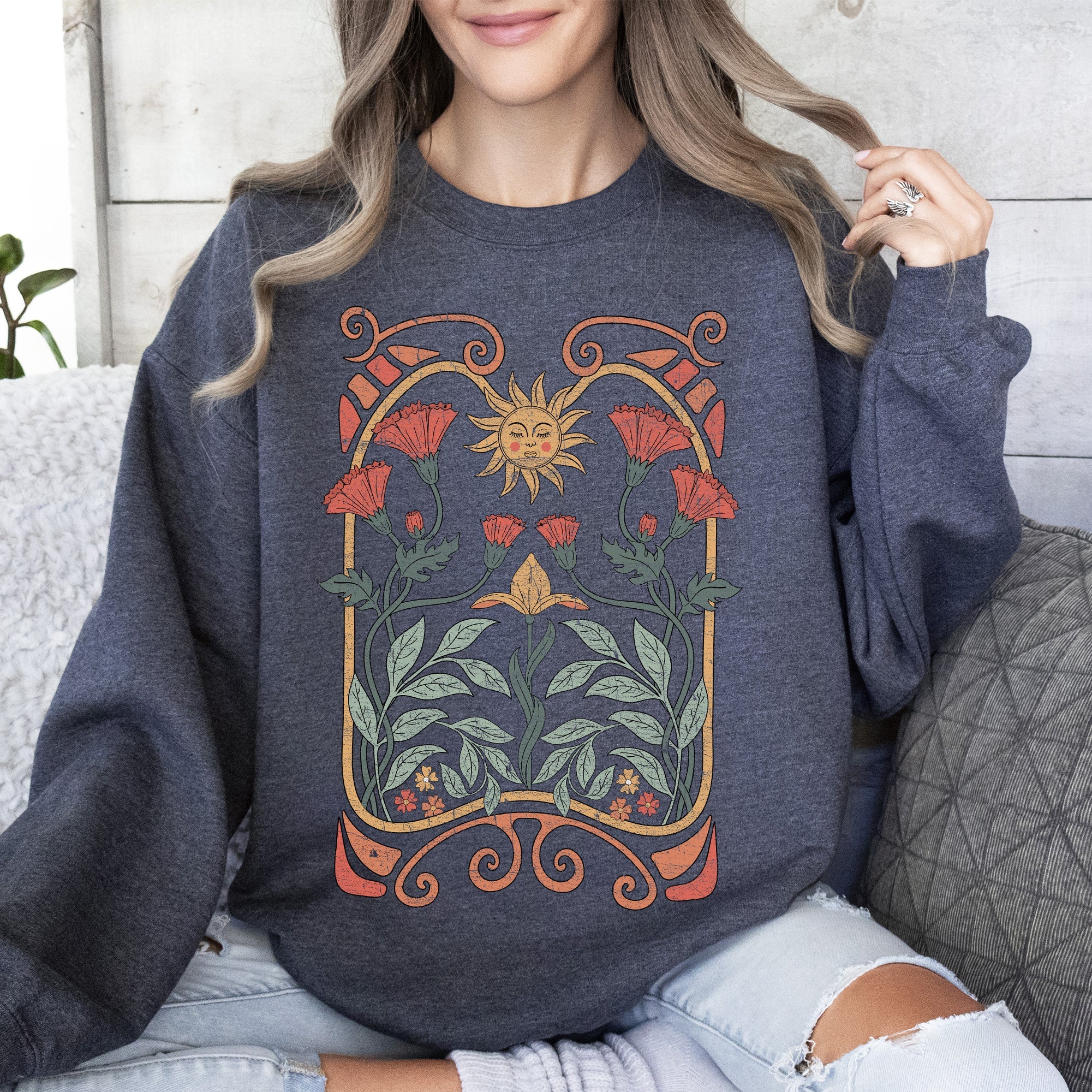Sun Art Deco Design Celestial Art Nouveau Solar Rays And Stars Motif Modern Sweatshirt