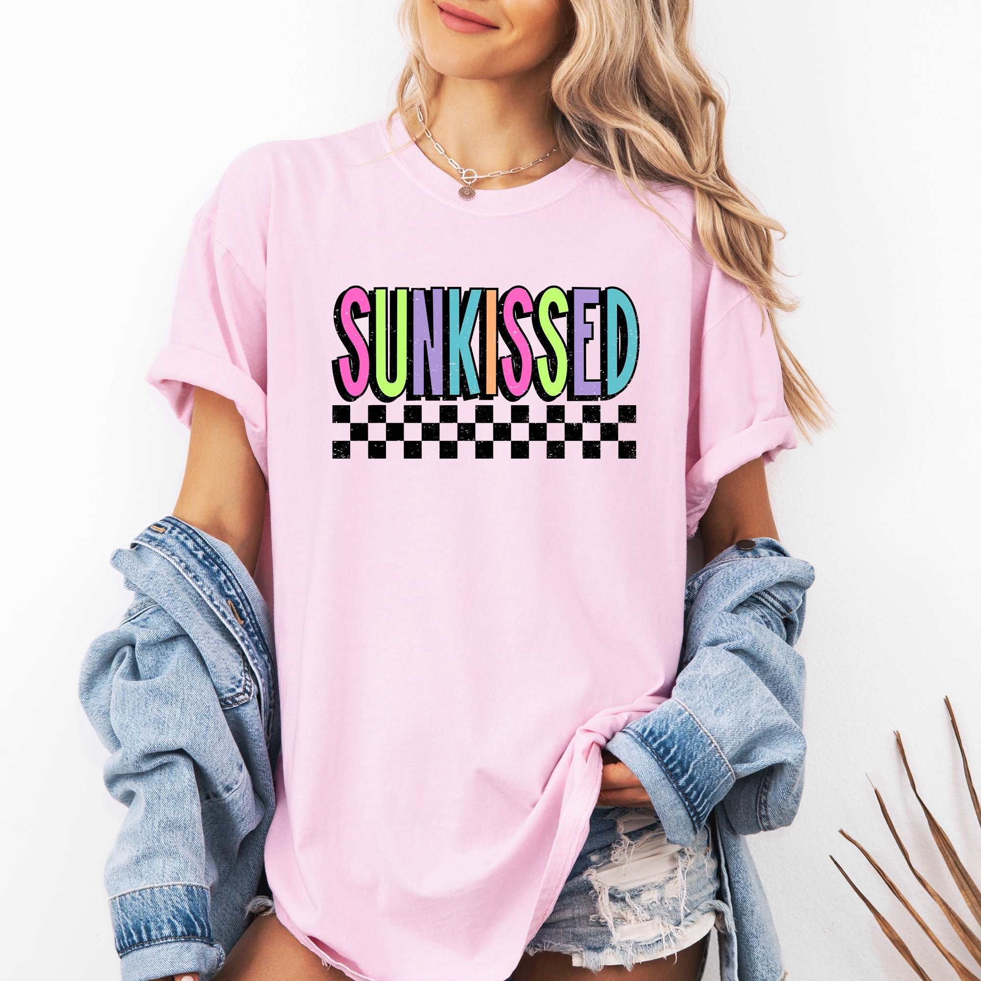 Sunkissed Retro Checkered Beach Summer Sunset Vibes Resort Edition Comfort Colors Tee