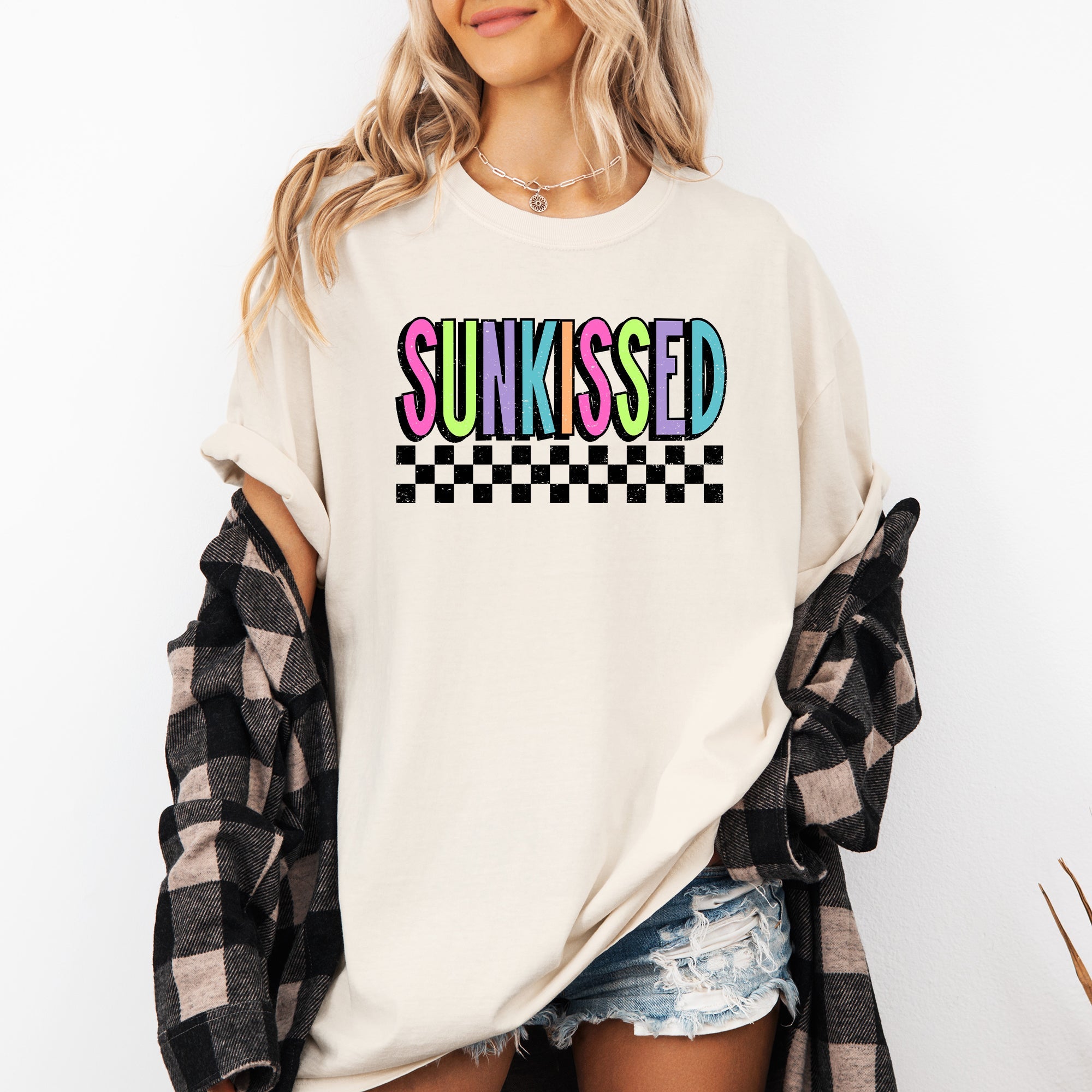 Sunkissed Retro Checkered Beach Summer Sunset Vibes Resort Edition Comfort Colors Tee