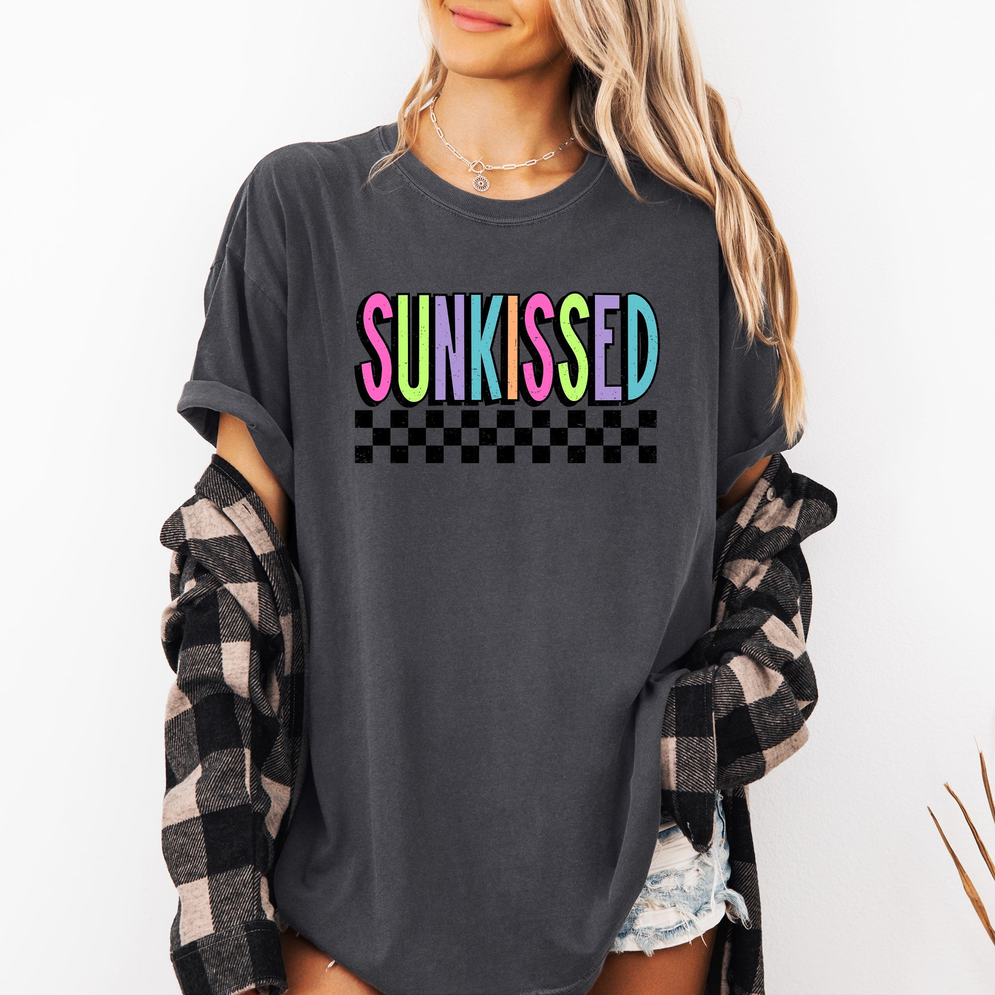 Sunkissed Retro Checkered Beach Summer Sunset Vibes Resort Edition Comfort Colors Tee