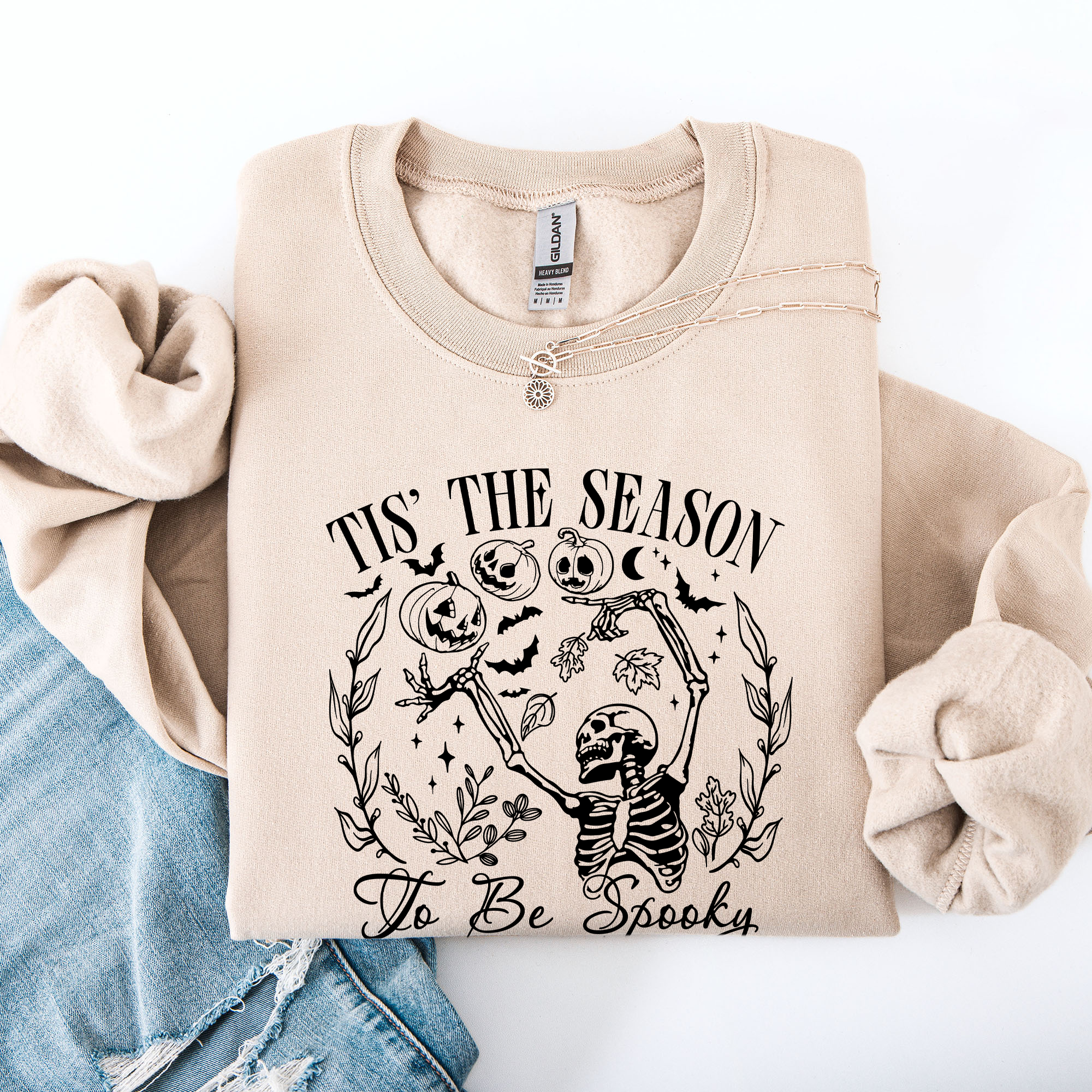 Tis The Season To Be Spooky Skeleton Halloween Retro Classic Ghoulish Festive Night Edition Sweatshirt