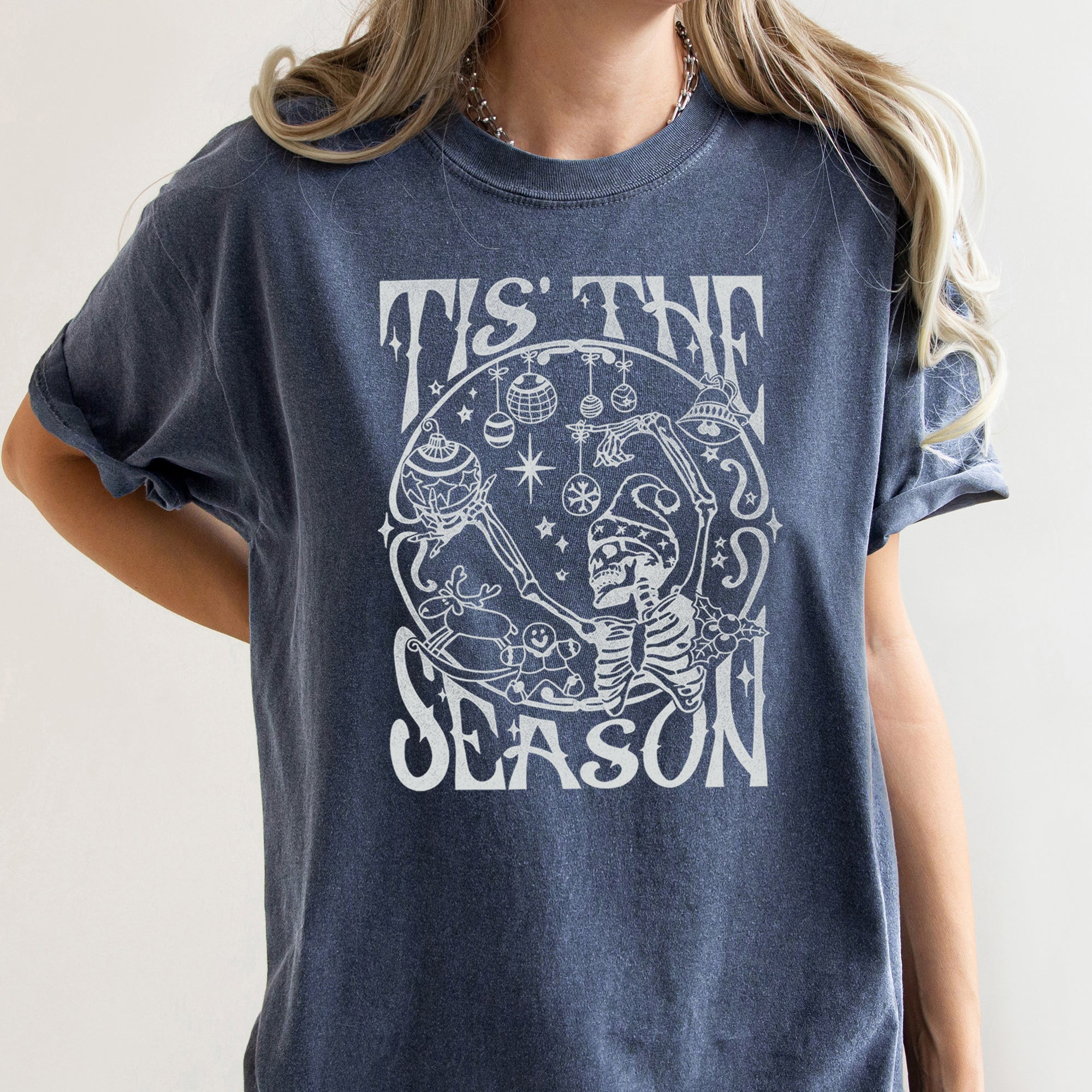 Tis The Season Christmas Skeleton Jolly Dancing Retro Vintage Comfort Colors Tee