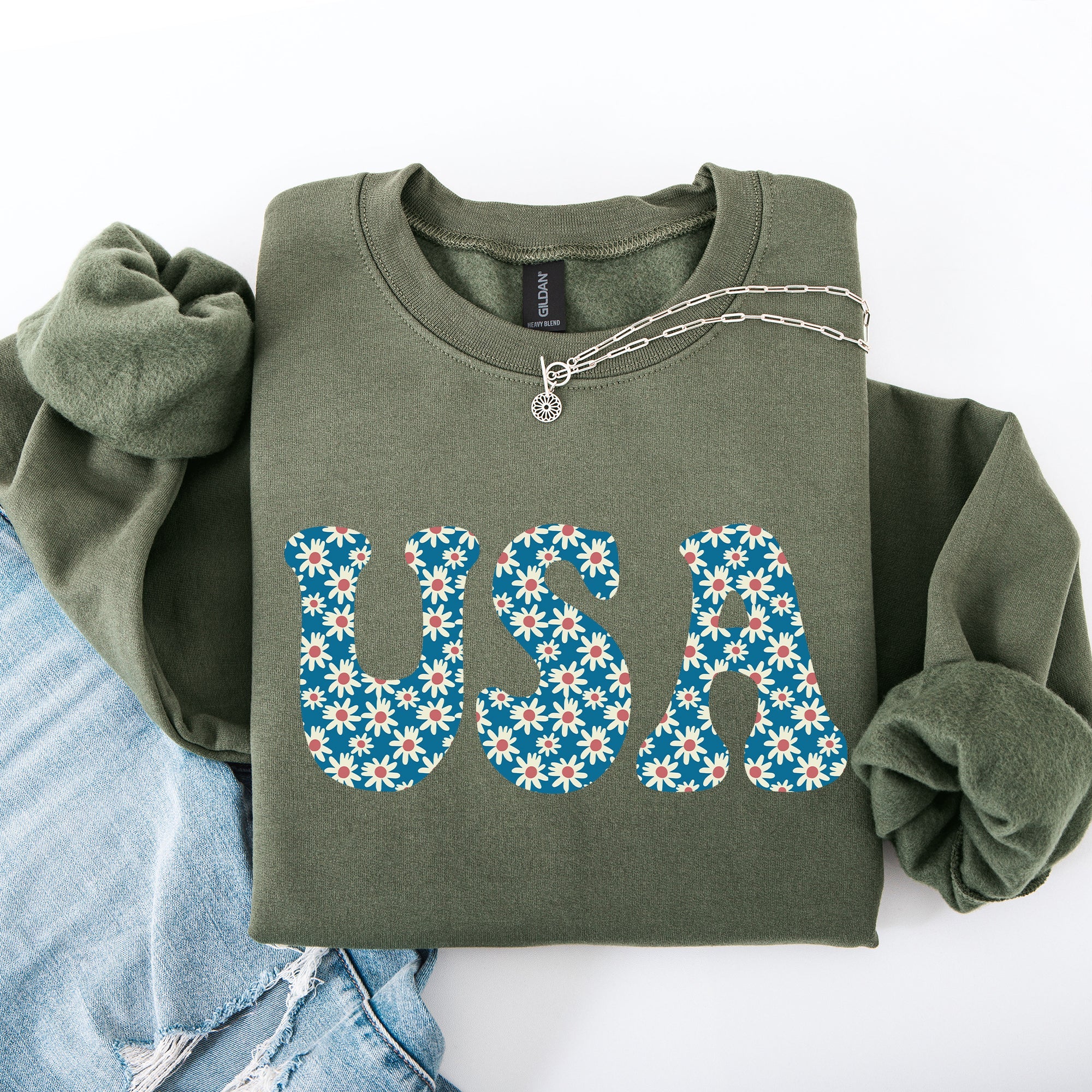 USA Retro Daisies Patriotic America Fourth of July Vintage Inspired Graphic Celebration Edition Sweatshirt