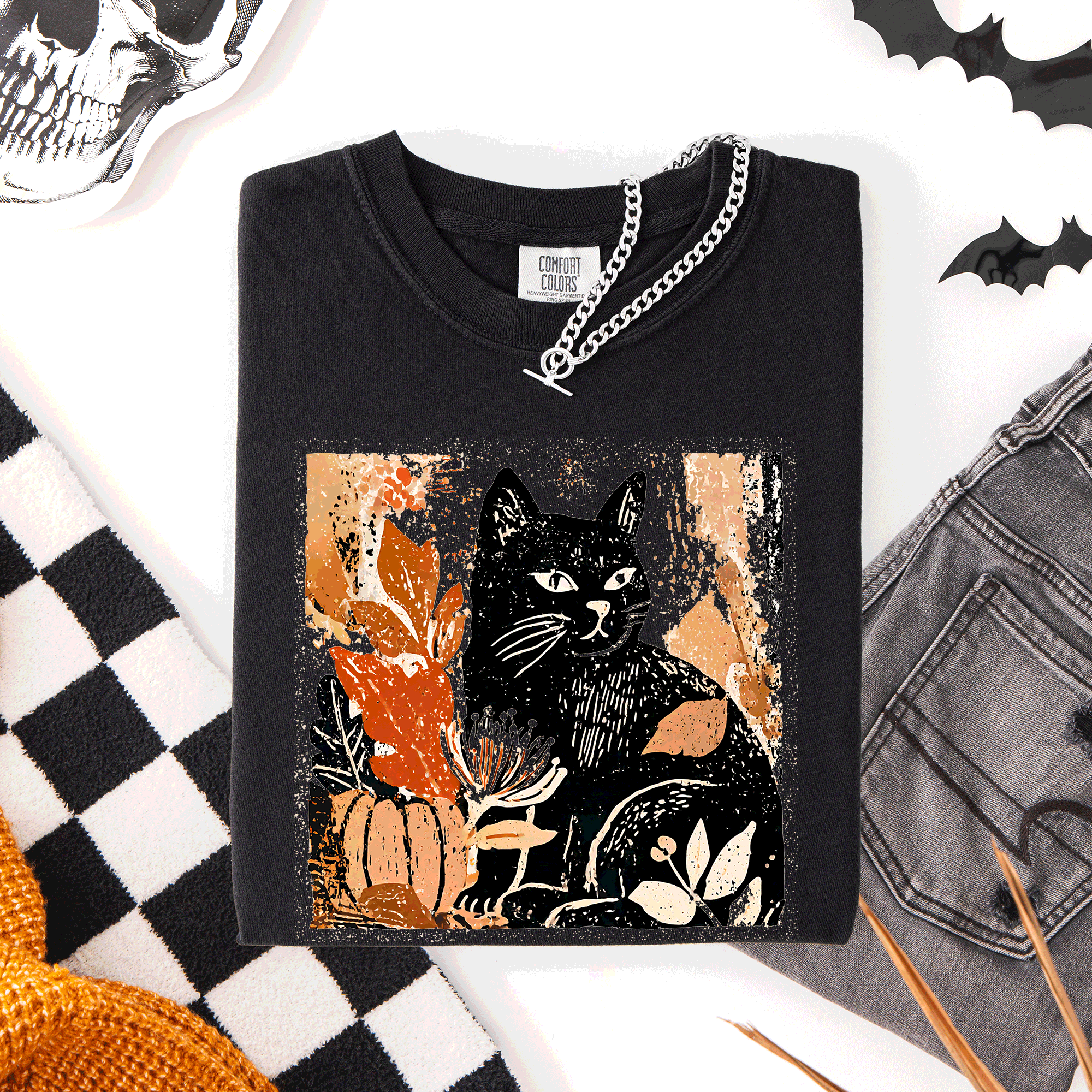Vintage Black Cat Halloween Autumn Fall Pumpkin Cozy Spooky Nighttime Comfort Colors Tee
