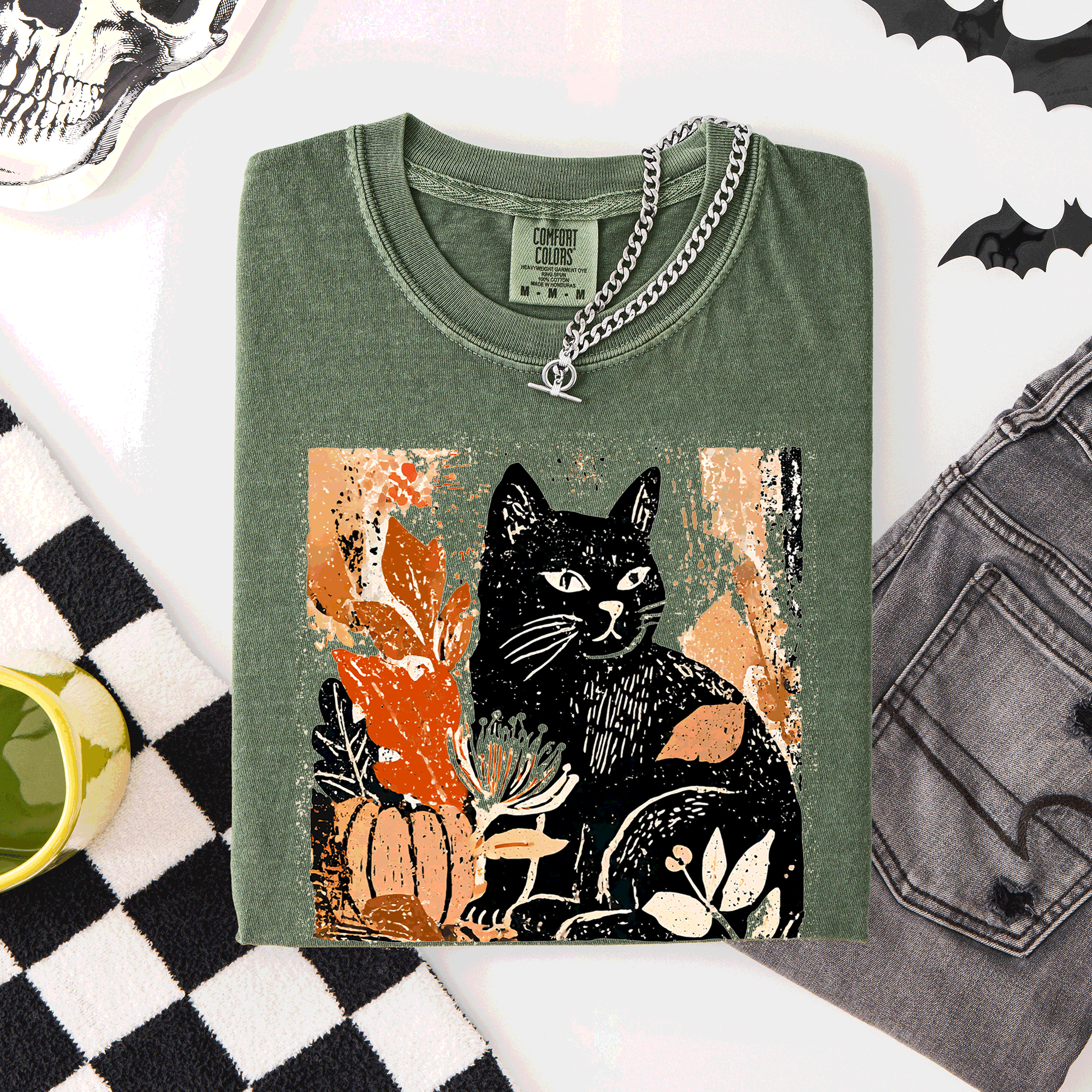 Vintage Black Cat Halloween Autumn Fall Pumpkin Cozy Spooky Nighttime Comfort Colors Tee