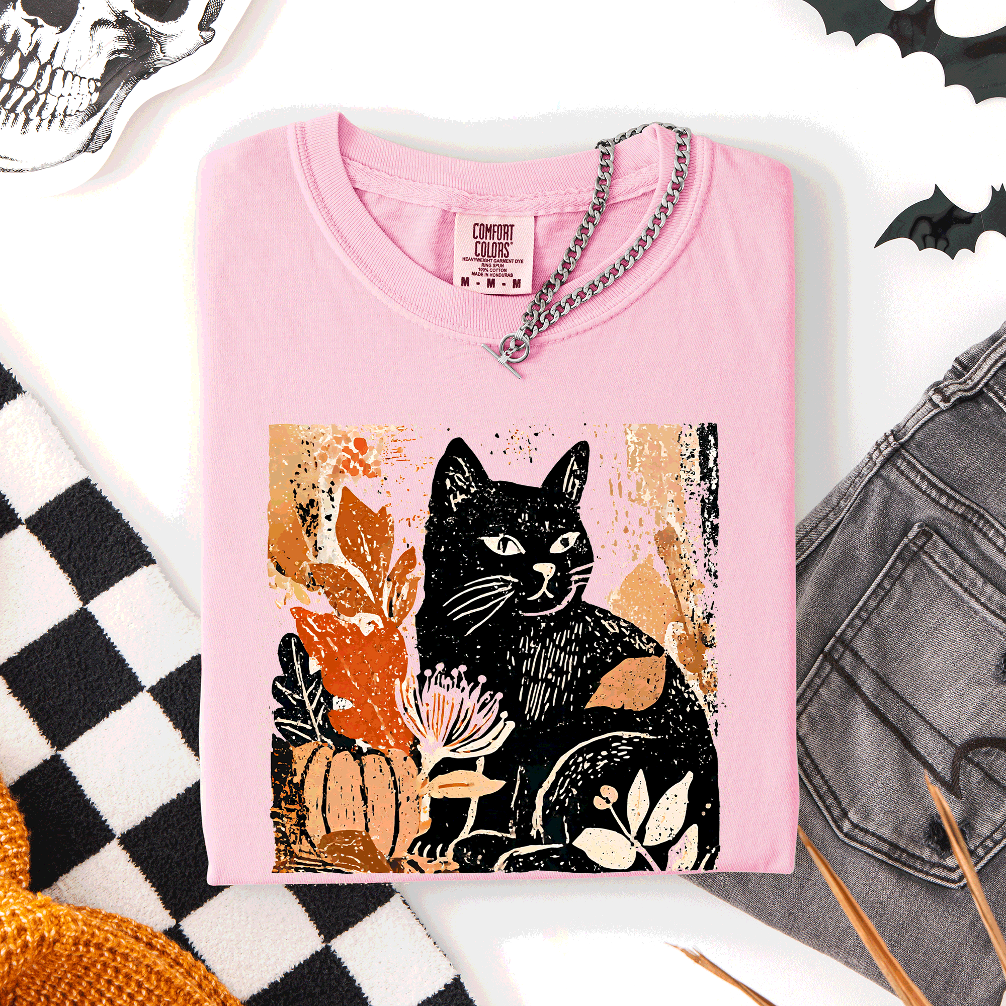 Vintage Black Cat Halloween Autumn Fall Pumpkin Cozy Spooky Nighttime Comfort Colors Tee