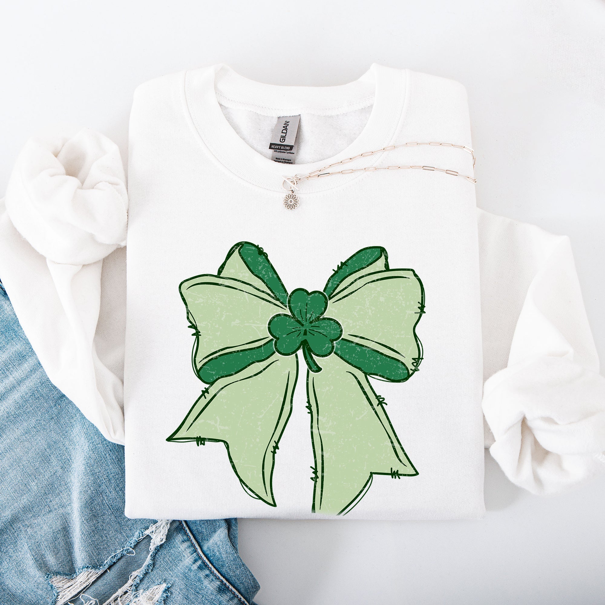 Vintage Bow Coquette St Patrick's Day Shamrock Clover Leprechaun Lucky Sweatshirt