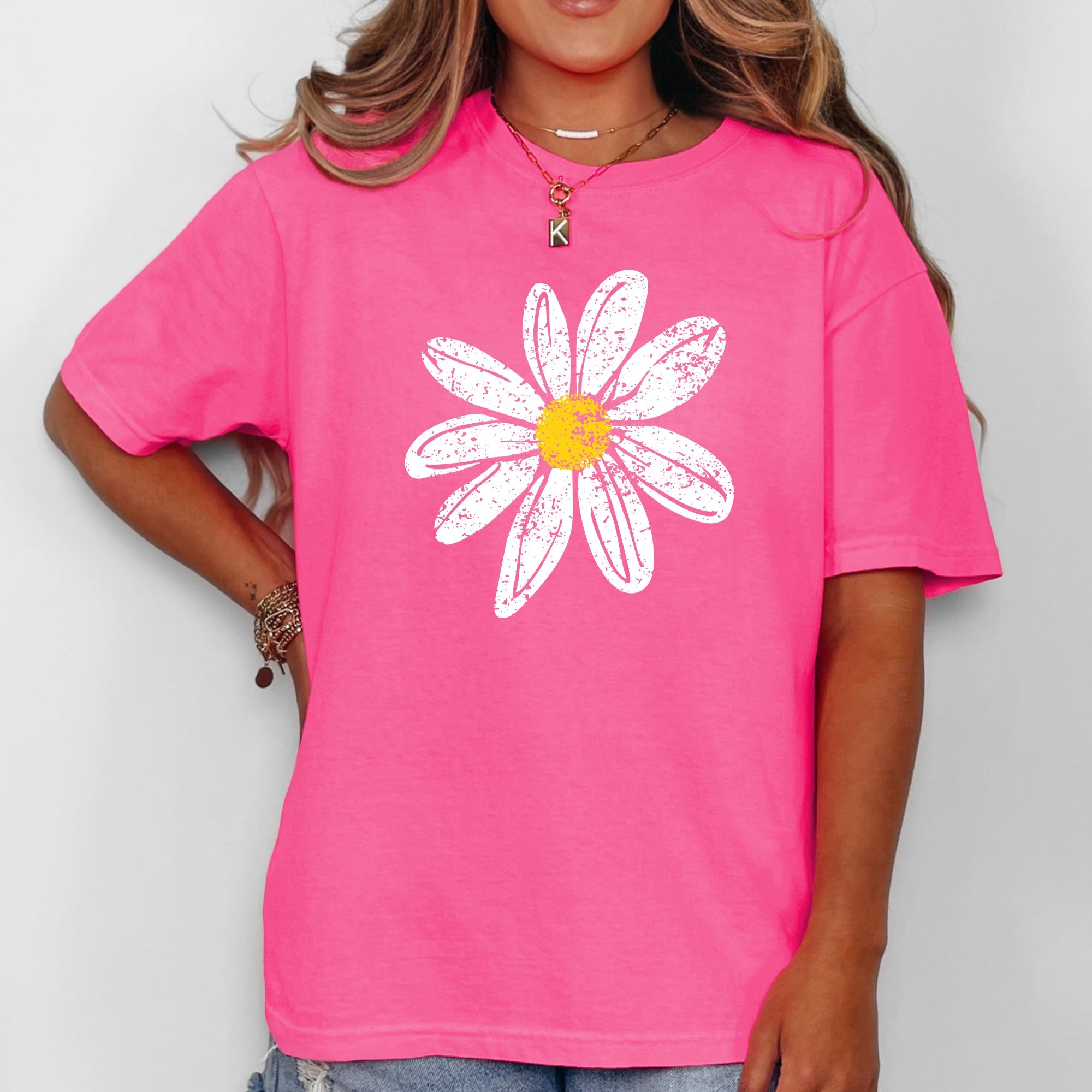 Vintage Daisy Floral Print With Sunlit Summer Vibes And Timeless Floral Charm Comfort Colors Tee