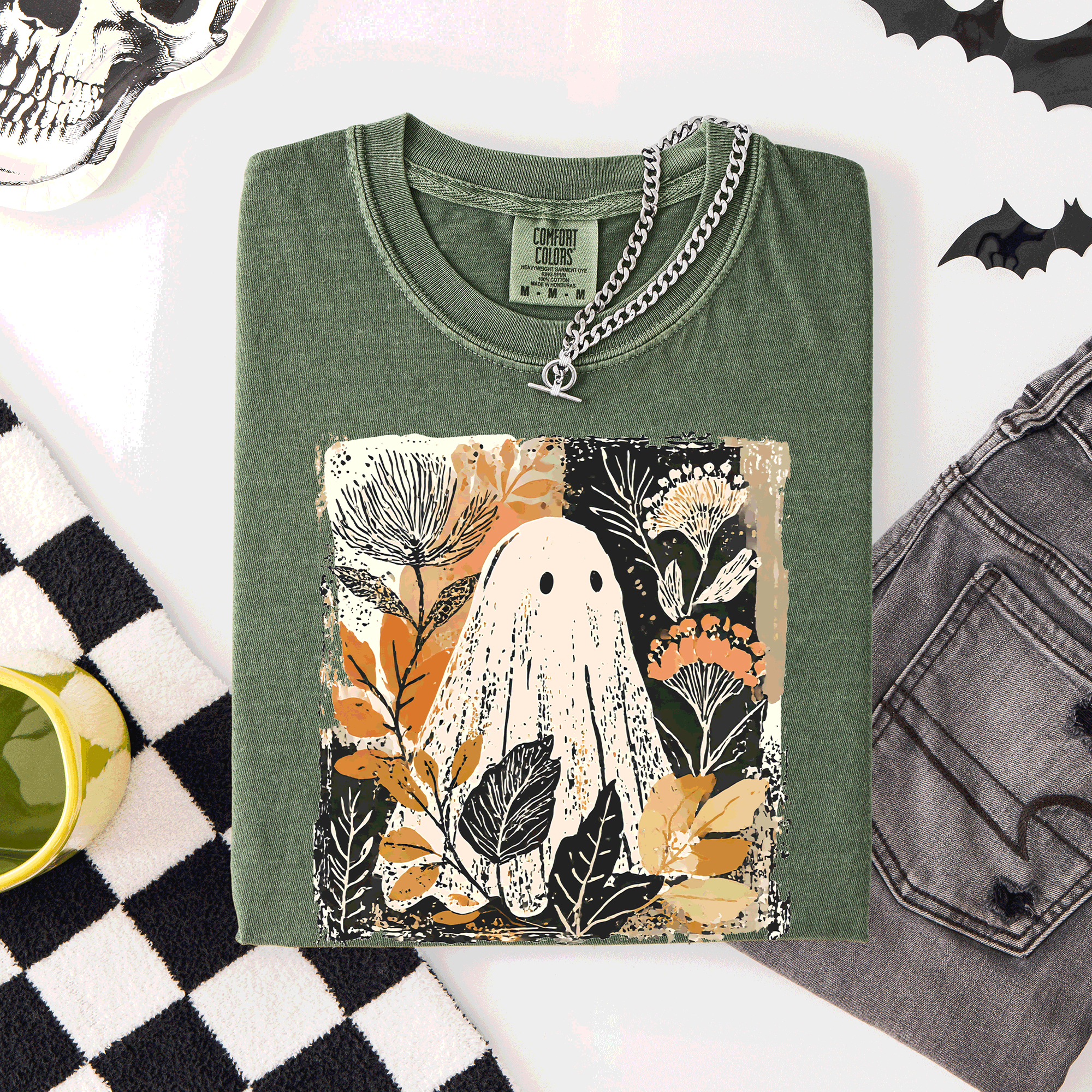 Vintage Ghost Halloween Botanical Floral Autumnal Charm Graphic Comfort Colors Tee