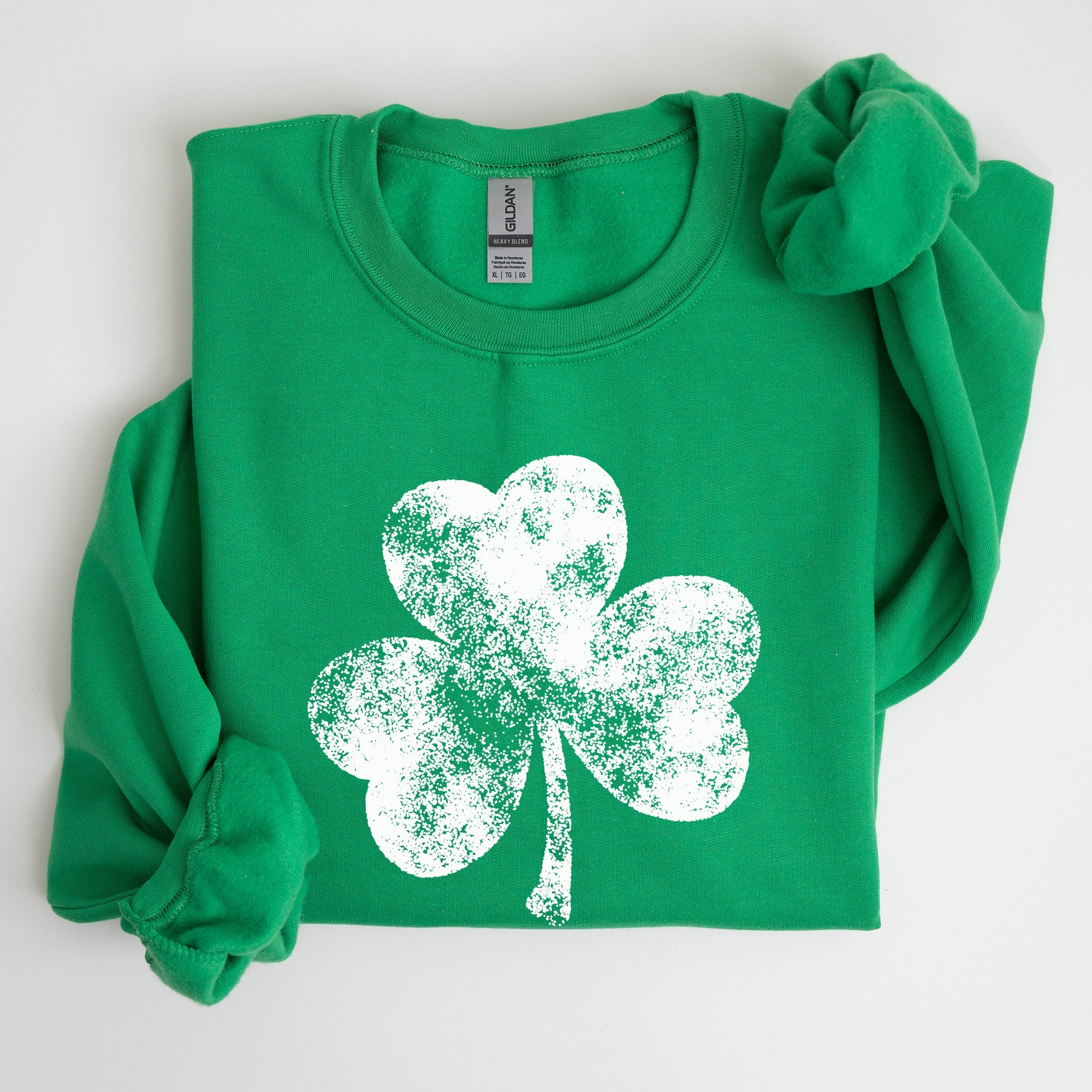 Vintage Shamrock St Patrick's Day Celebration Irish Pride Classic Motif For Festive Wear Sweatshirt