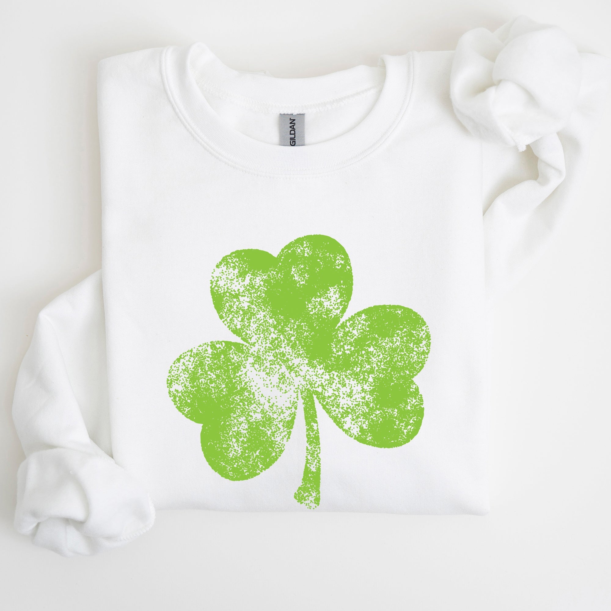 Vintage Shamrock St Patrick's Day Celebration Irish Pride Classic Motif For Festive Wear Sweatshirt