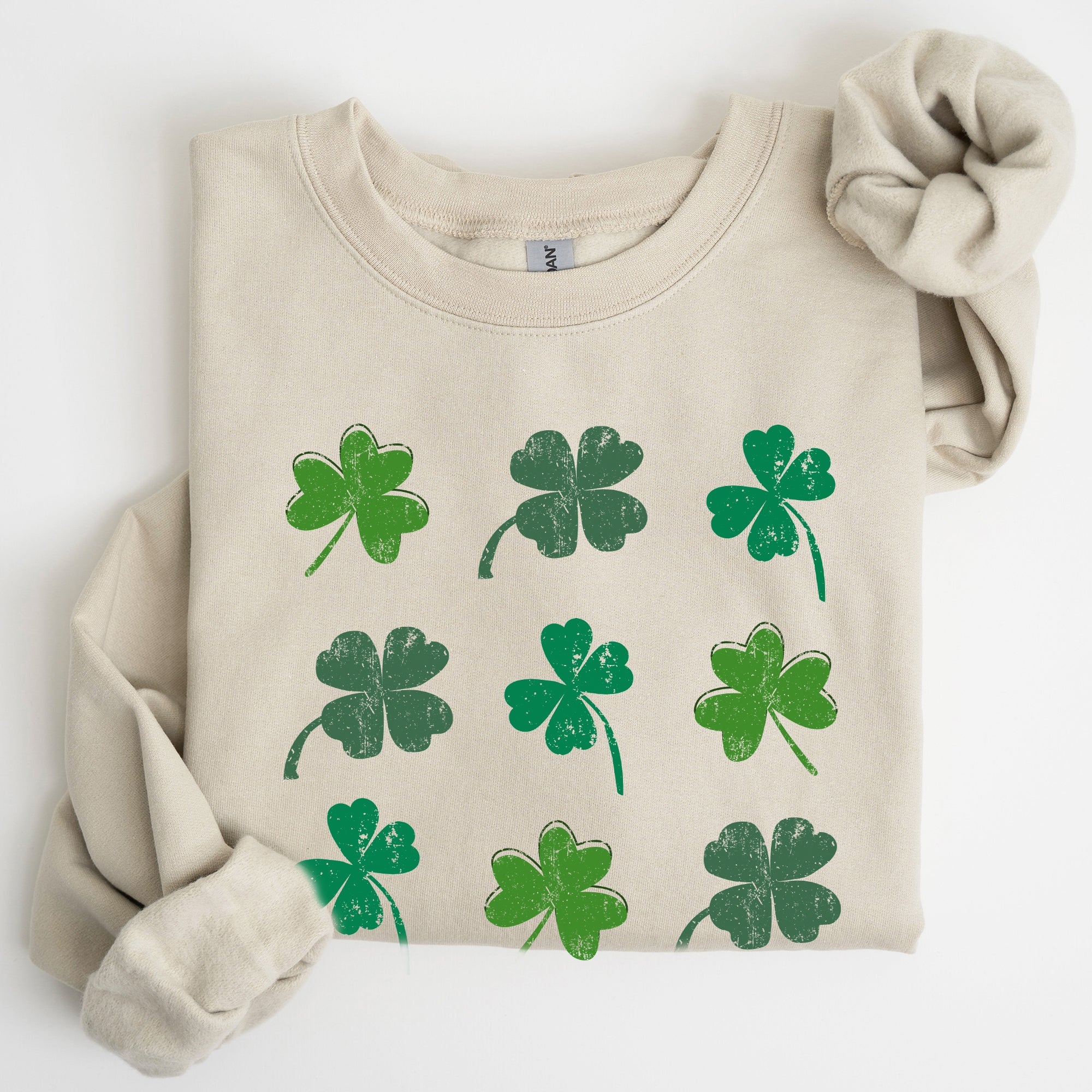 Vintage Shamrocks Ireland Clover St Patrick's Day Irish Heritage Collectible Sweatshirt
