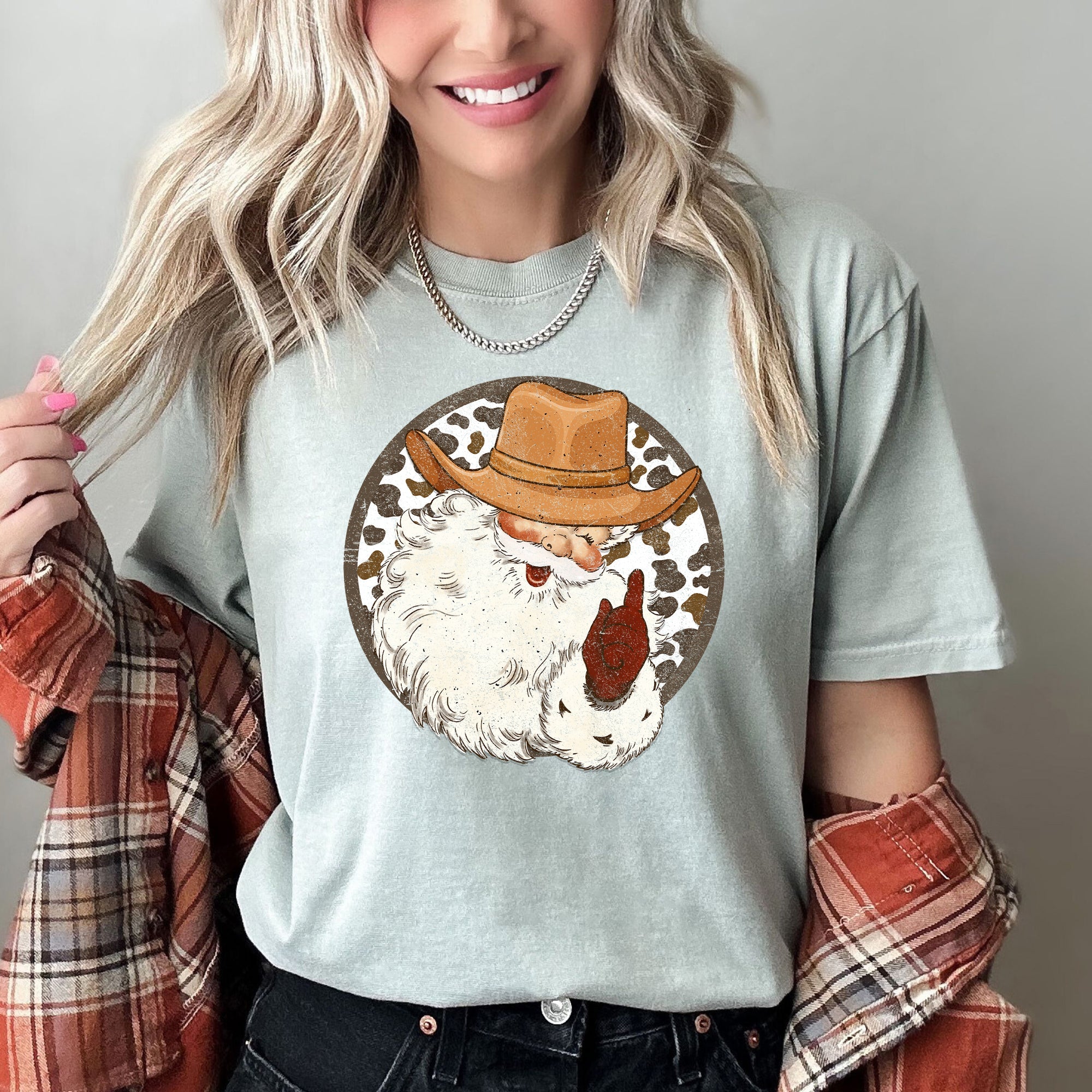 Western Cowboy Santa Hat Cow Print Christmas Retro Vintage Western Holiday Theme Comfort Colors Tee