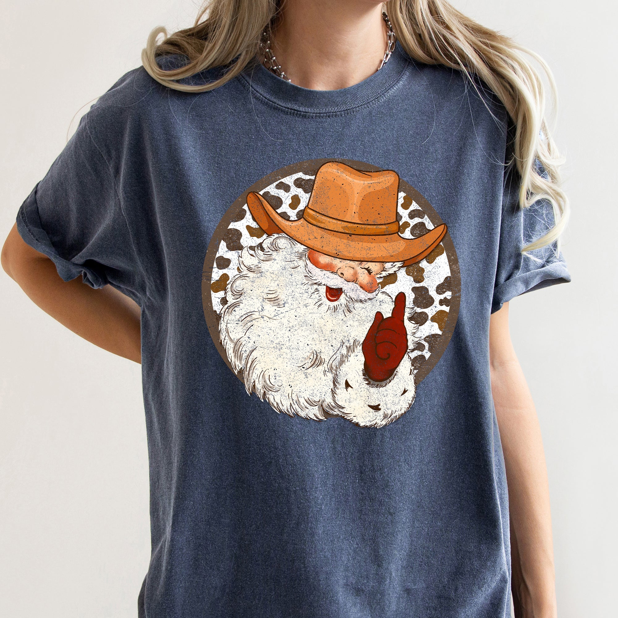 Western Cowboy Santa Hat Cow Print Christmas Retro Vintage Western Holiday Theme Comfort Colors Tee