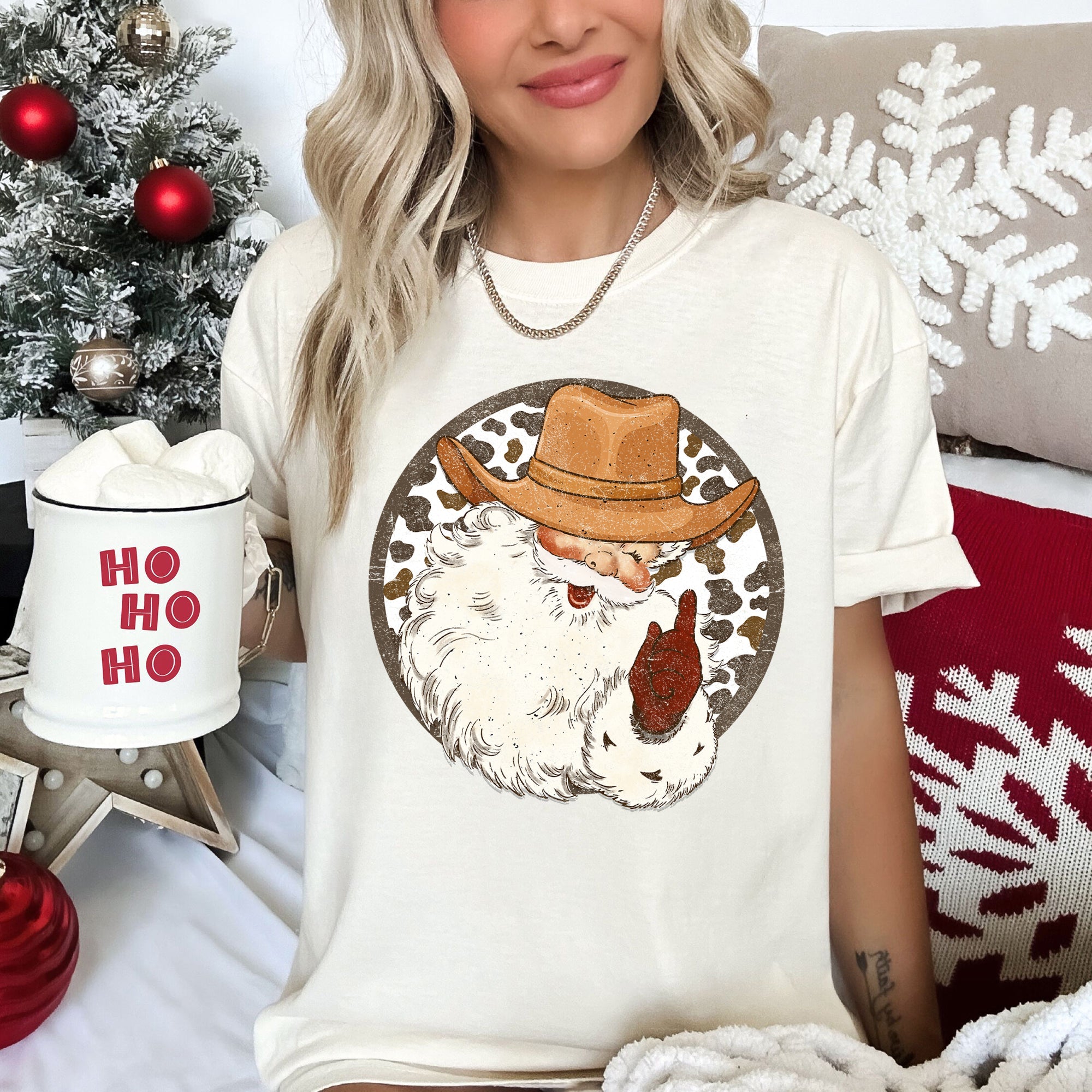 Western Cowboy Santa Hat Cow Print Christmas Retro Vintage Western Holiday Theme Comfort Colors Tee