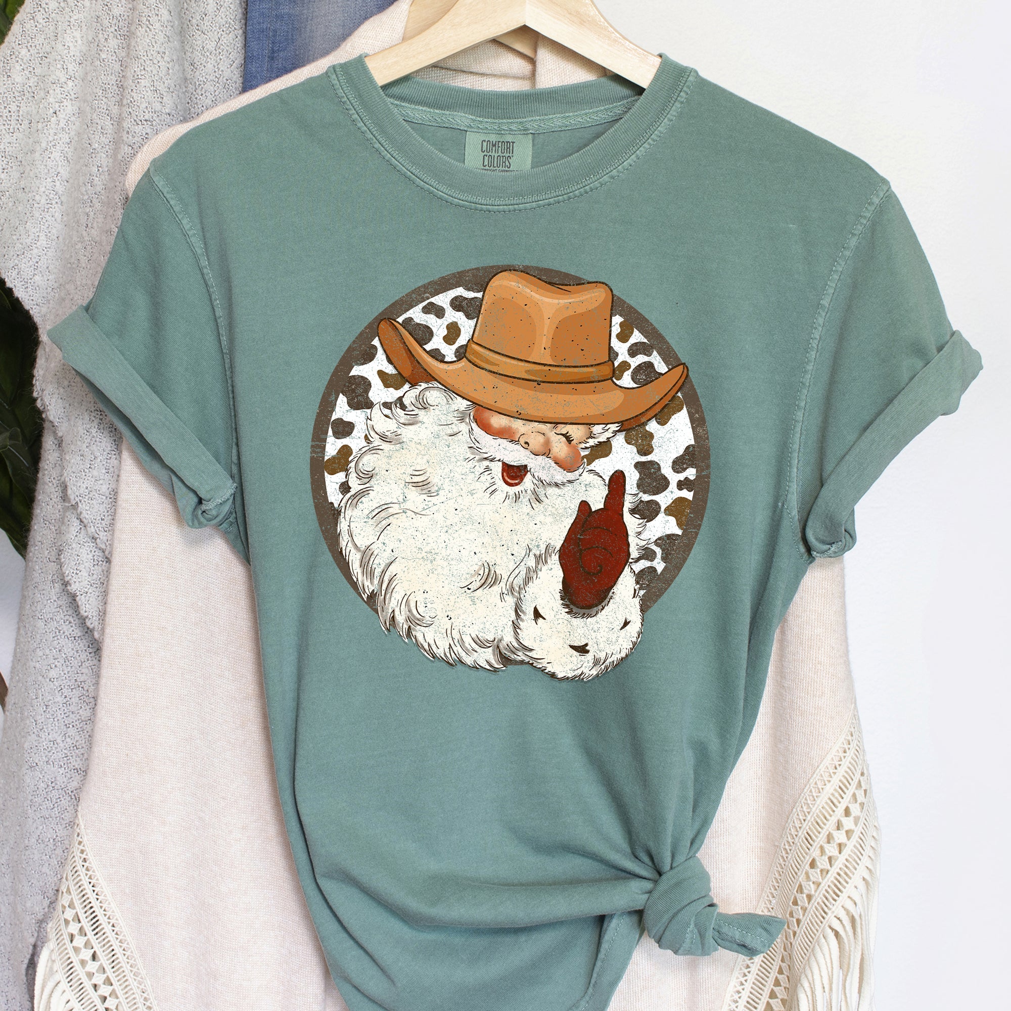 Western Cowboy Santa Hat Cow Print Christmas Retro Vintage Western Holiday Theme Comfort Colors Tee