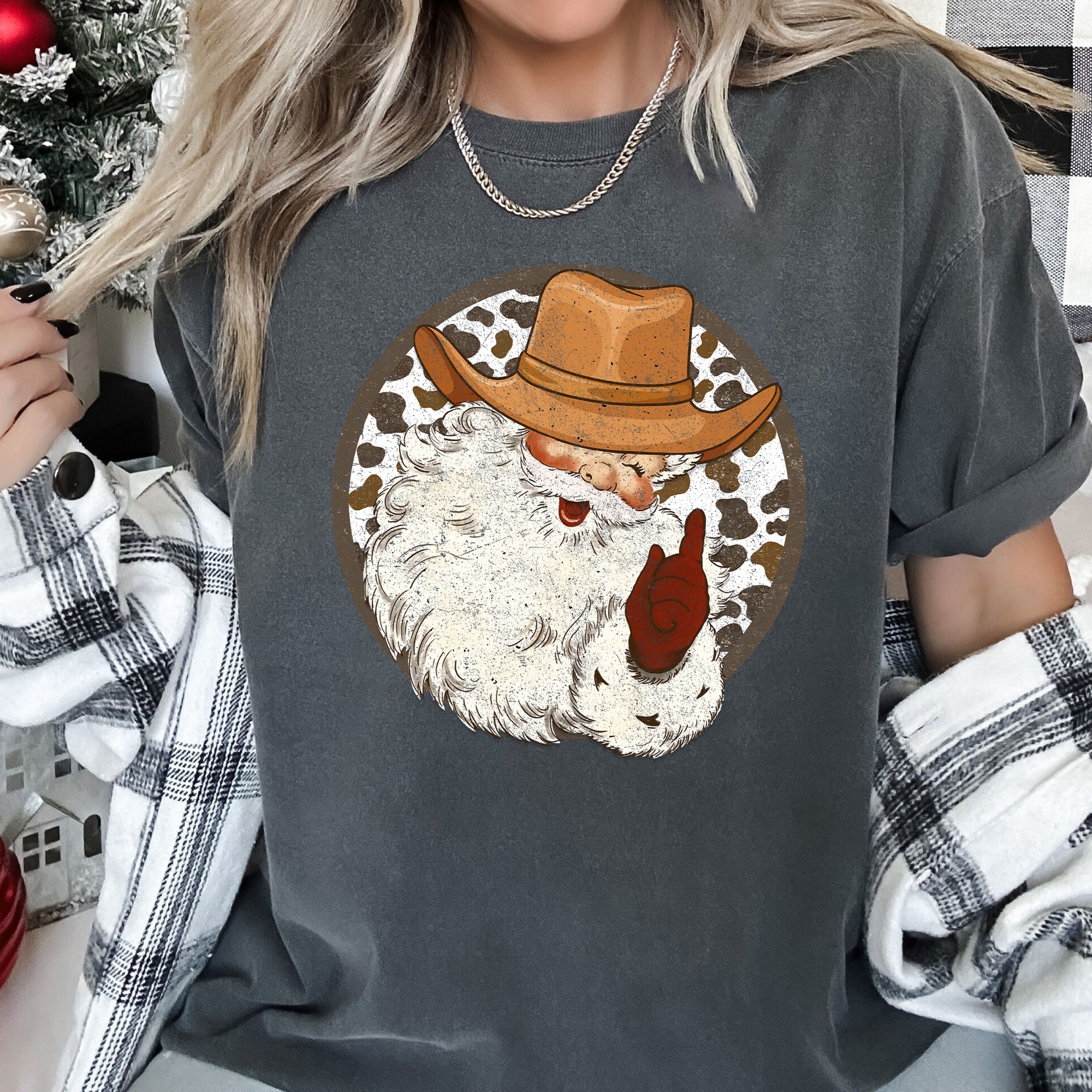 Western Cowboy Santa Hat Cow Print Christmas Retro Vintage Western Holiday Theme Comfort Colors Tee
