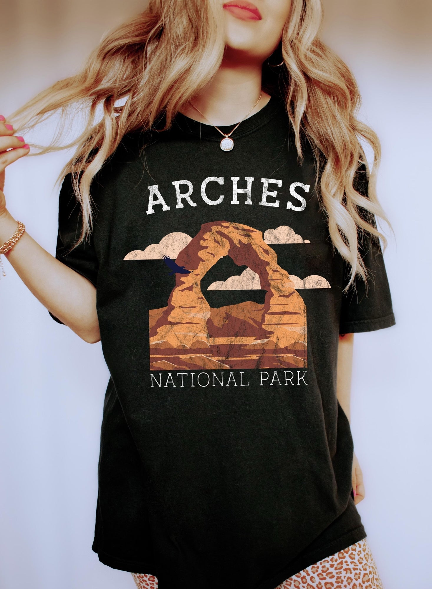 Arches National Park Vintage Style Landscape Art Featuring Red Rock Arches And Desert Sky Comfort Colors Tee