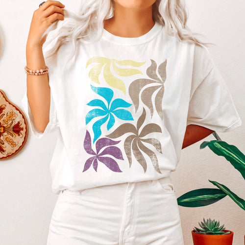 Boho Folk Art Vintage Leaves Dreamy Botanical Print With Wildflower Accents Comfort Colors Tee