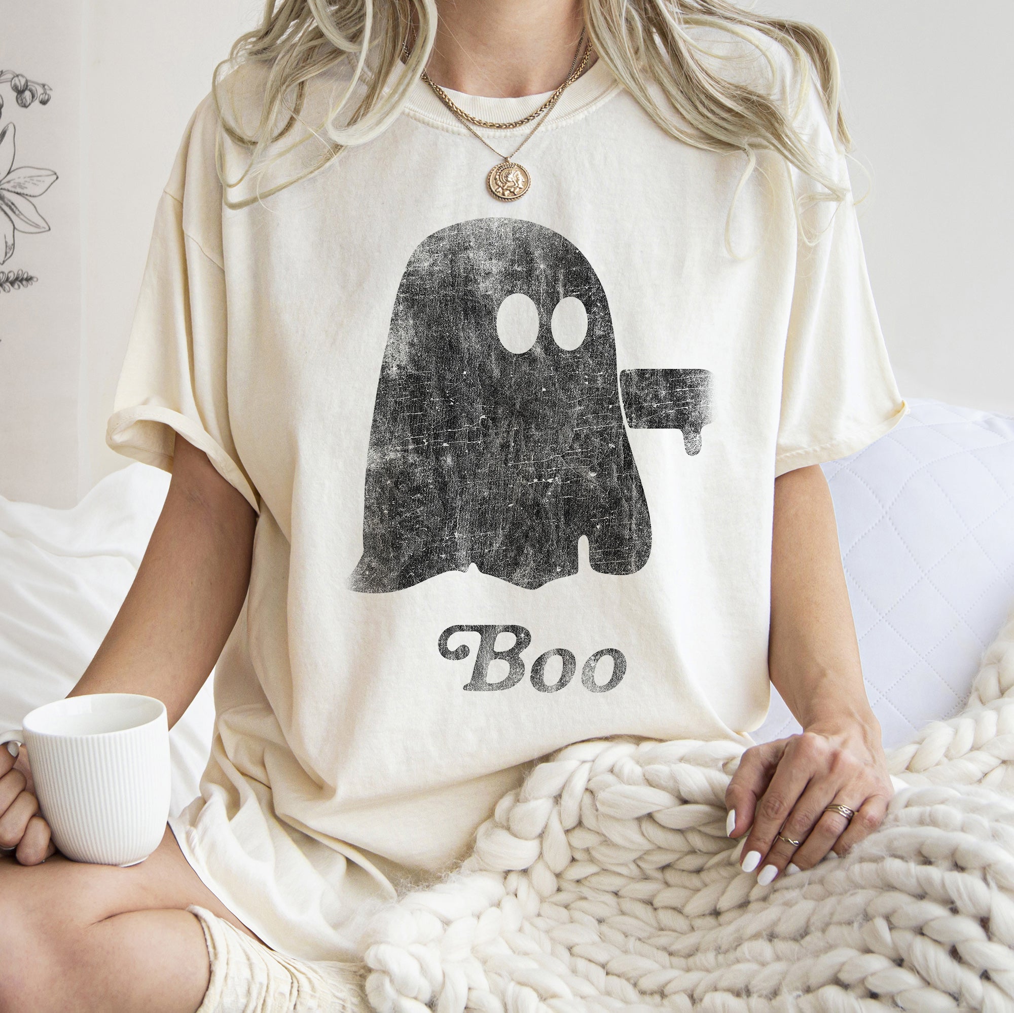 Boo Retro Ghost Halloween Vintage Graphic Limited Edition Premium Illustration Comfort Colors Tee