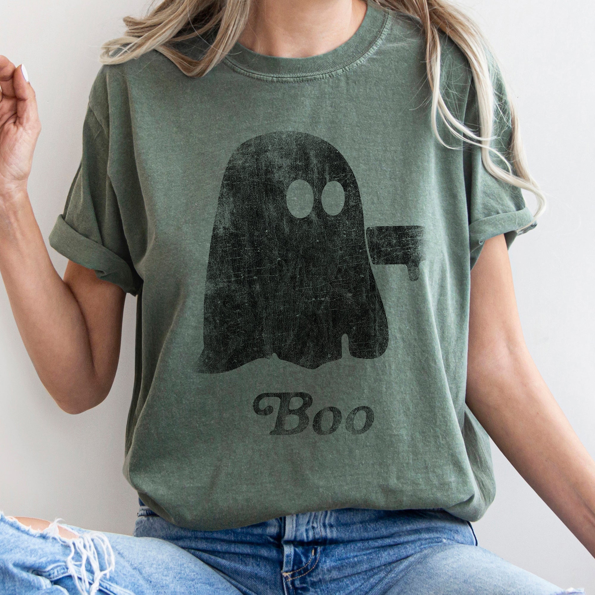 Boo Retro Ghost Halloween Vintage Graphic Limited Edition Premium Illustration Comfort Colors Tee