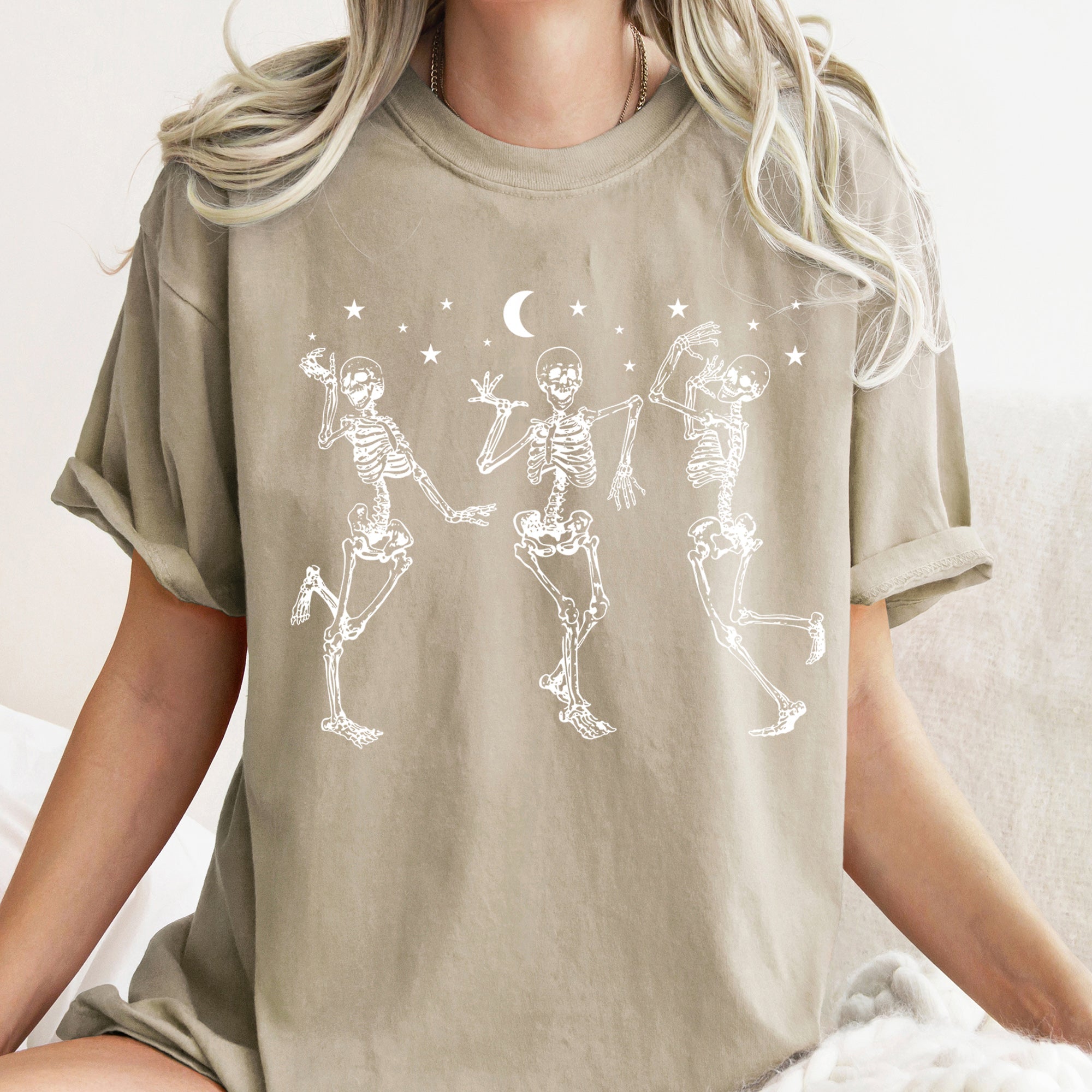 Dancing Skeletons At Night Retro Halloween Spooky Edition Vintage Night Party Comfort Colors Tee