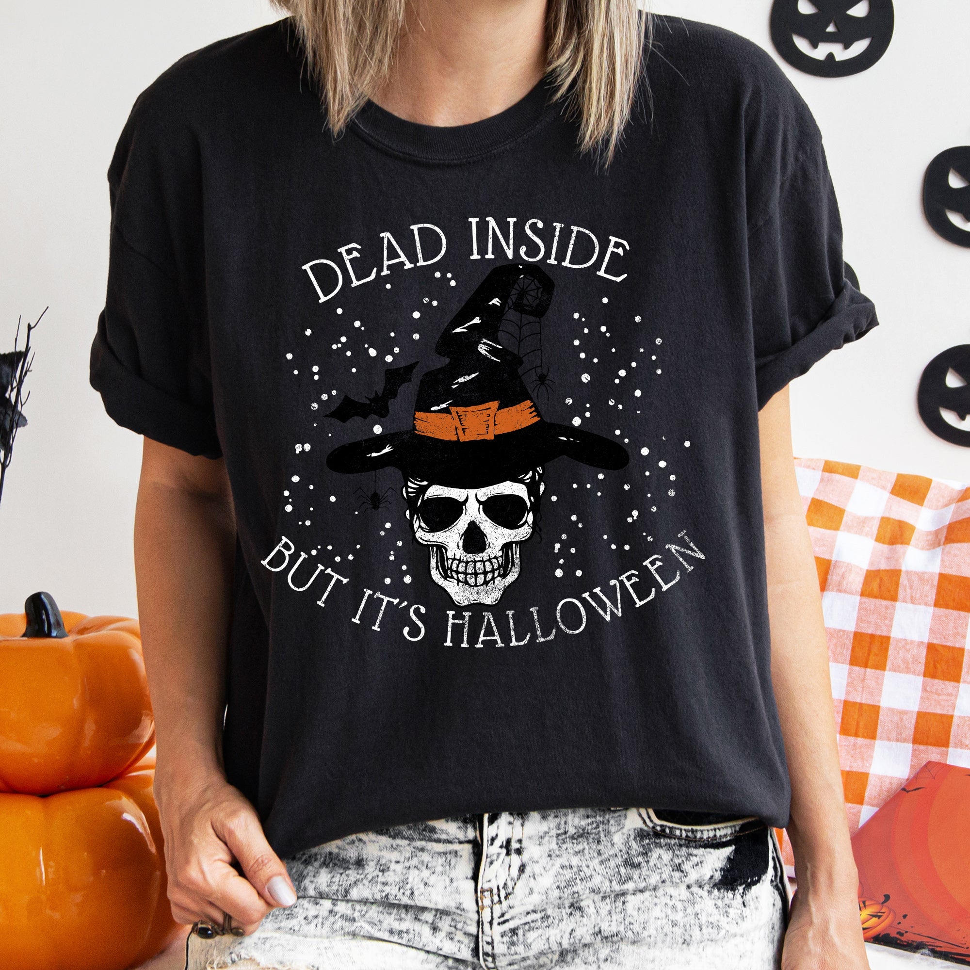 Dead Inside Skull Retro Halloween Vintage Horror Art Phantasmic Edition Comfort Colors Tee