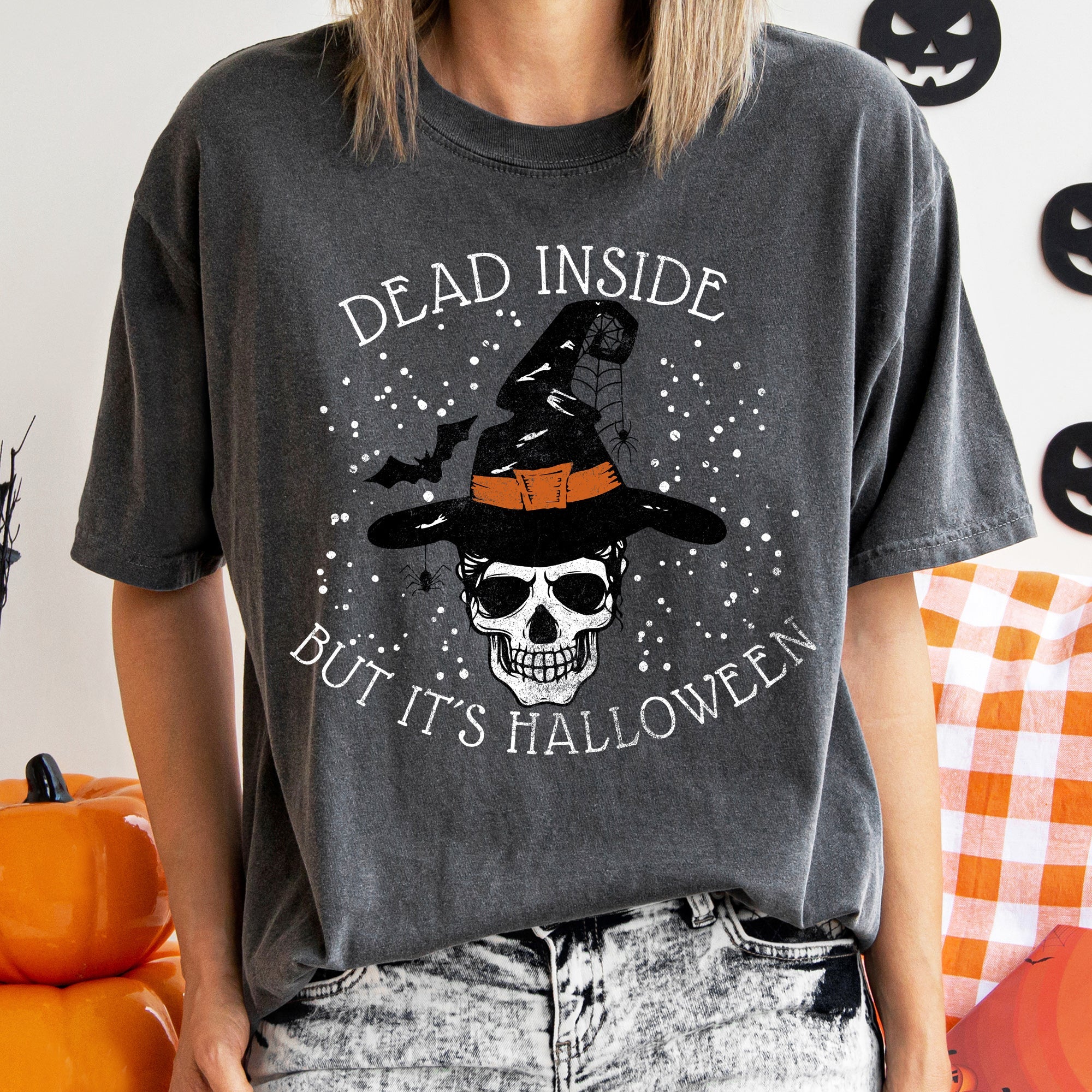 Dead Inside Skull Retro Halloween Vintage Horror Art Phantasmic Edition Comfort Colors Tee