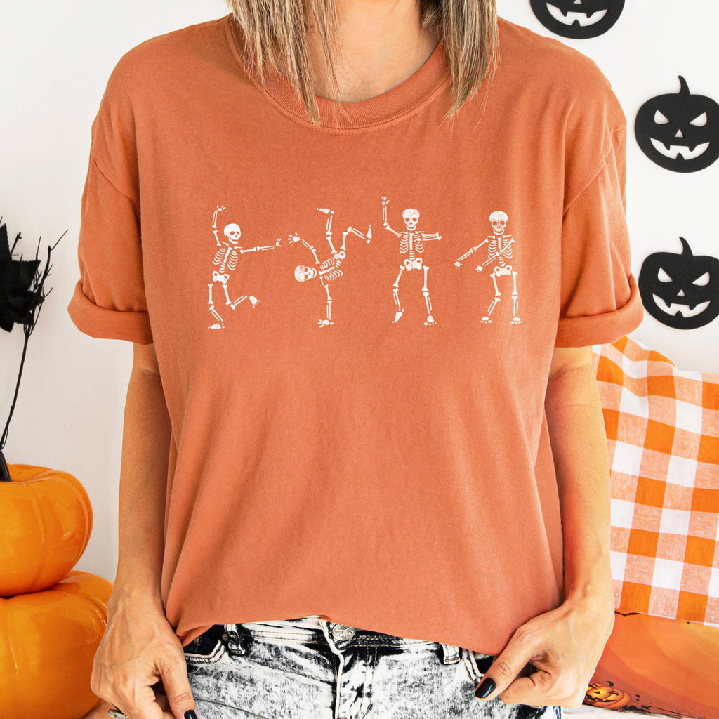 Flossing Skeletons Retro Halloween Spooky Design Illustration Comfort Colors Tee