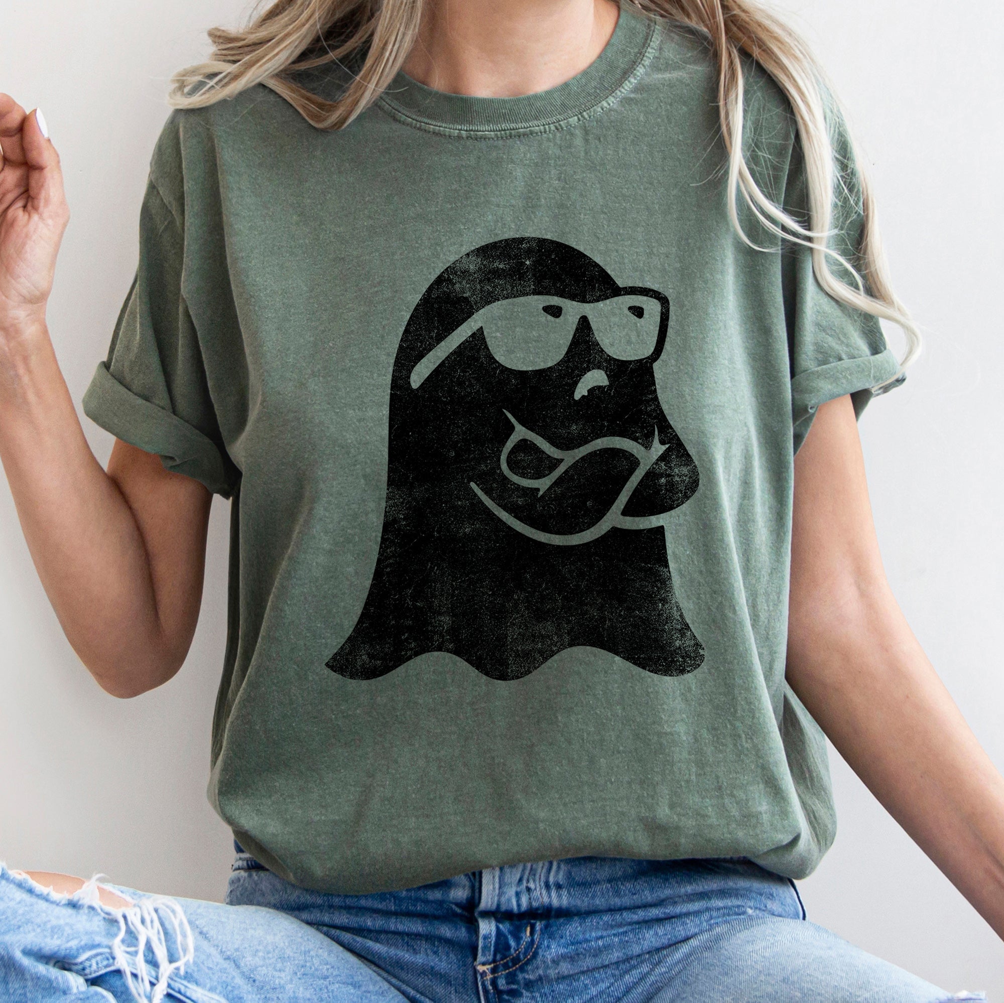Ghost Arms Crossed Retro Halloween Vintage Night Ghost Silhouette Illustration In Classic Retro Style Comfort Colors Tee