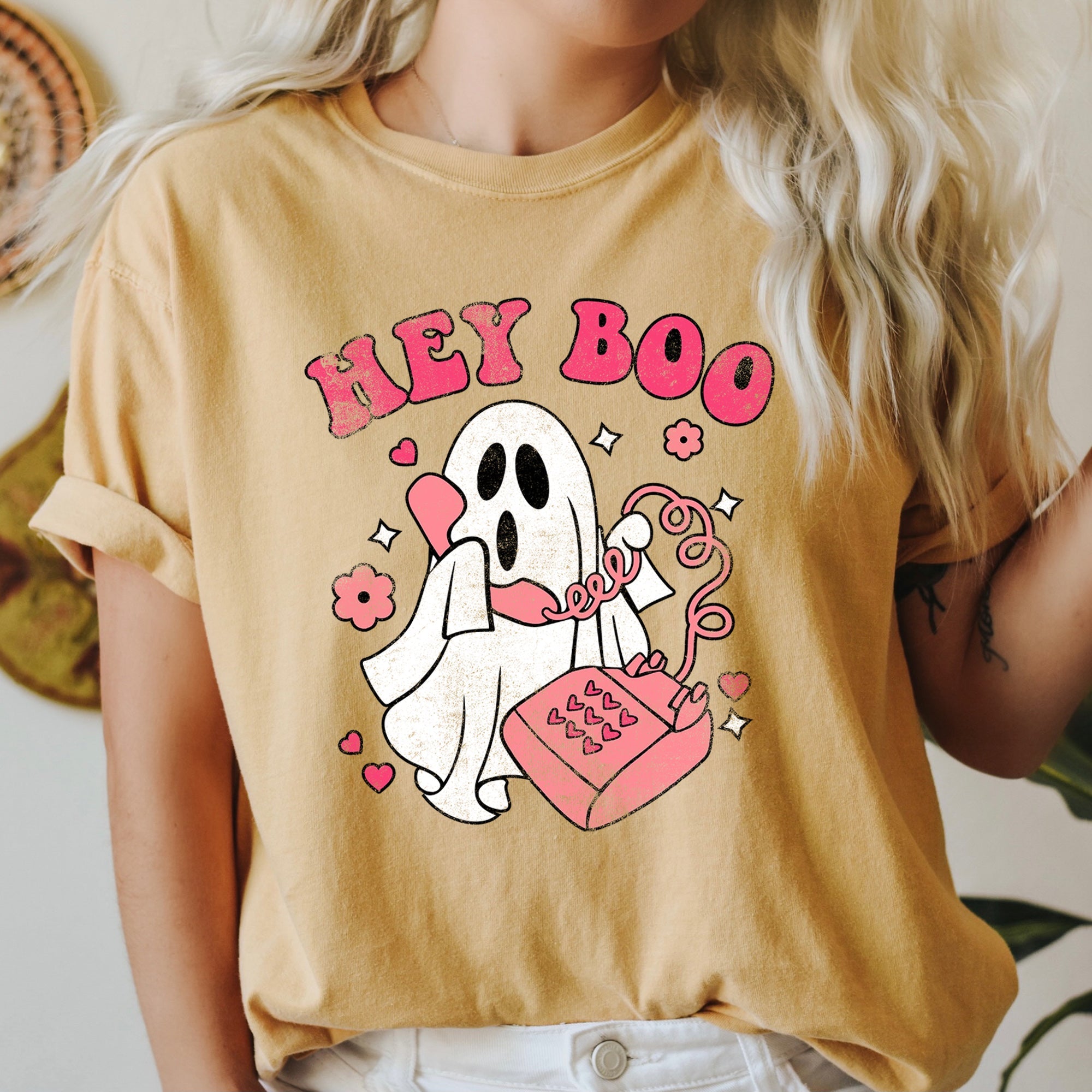 Hey Boo Retro Halloween Spooky Night Edition Vintage All Hallows Eve Comfort Colors Tee