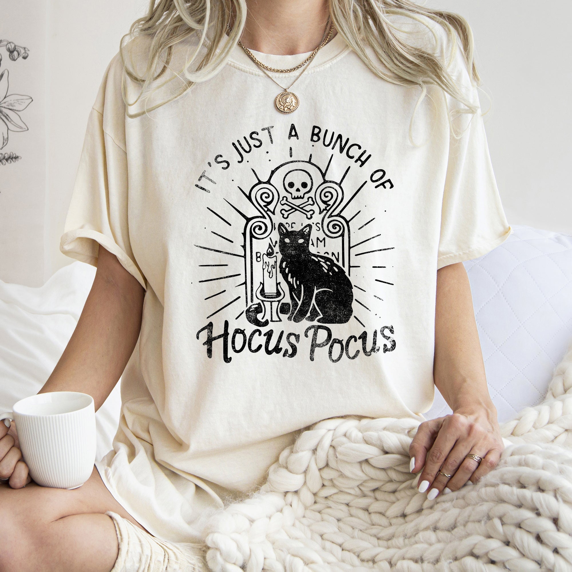 It's Just A Bunch Of Hocus Pocus Retro Halloween Vintage Edition Comfort Colors Tee