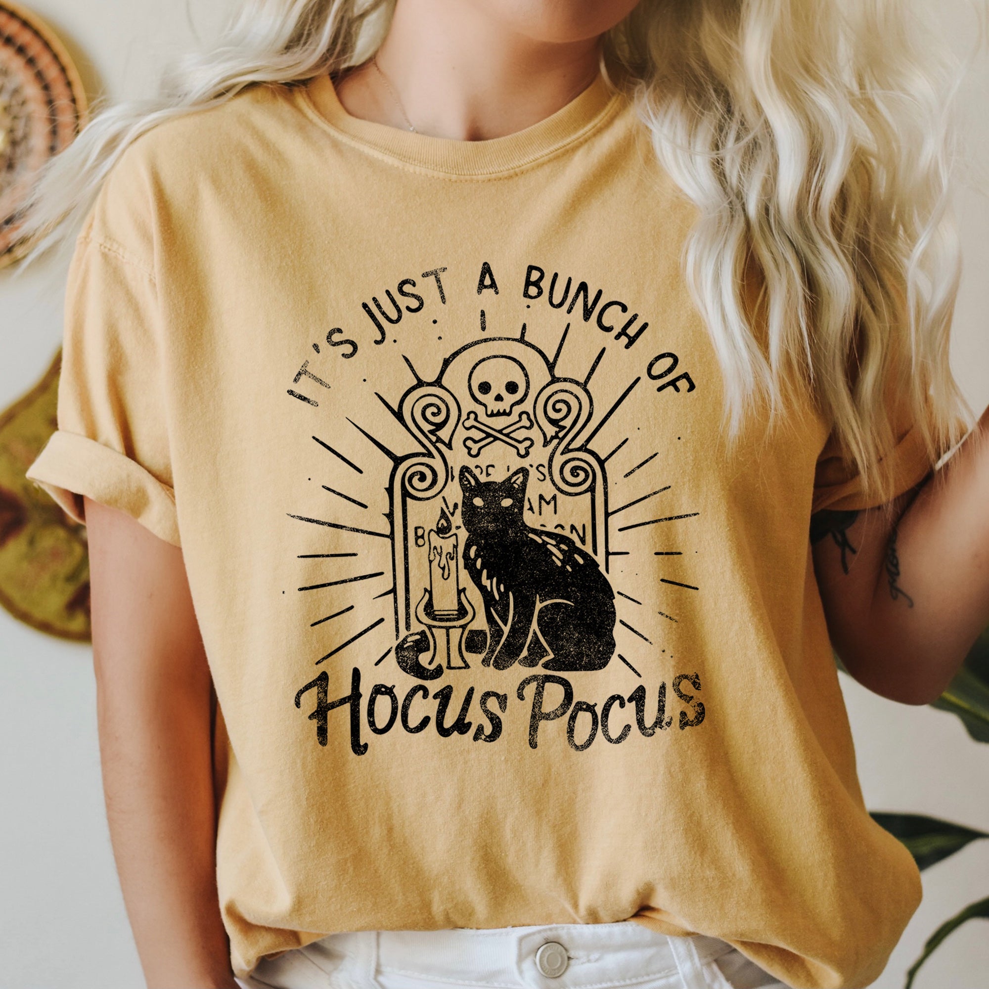 It's Just A Bunch Of Hocus Pocus Retro Halloween Vintage Edition Comfort Colors Tee