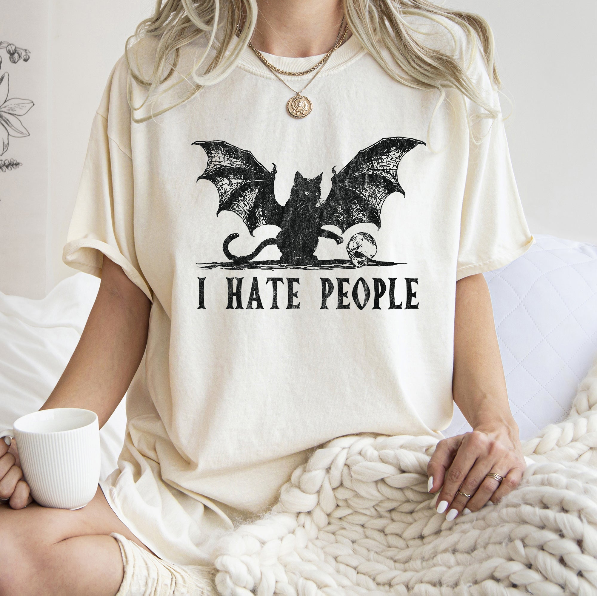 I Hate People Cat Bat Retro Halloween Vintage Edition Nostalgic Collectors Comfort Colors Tee