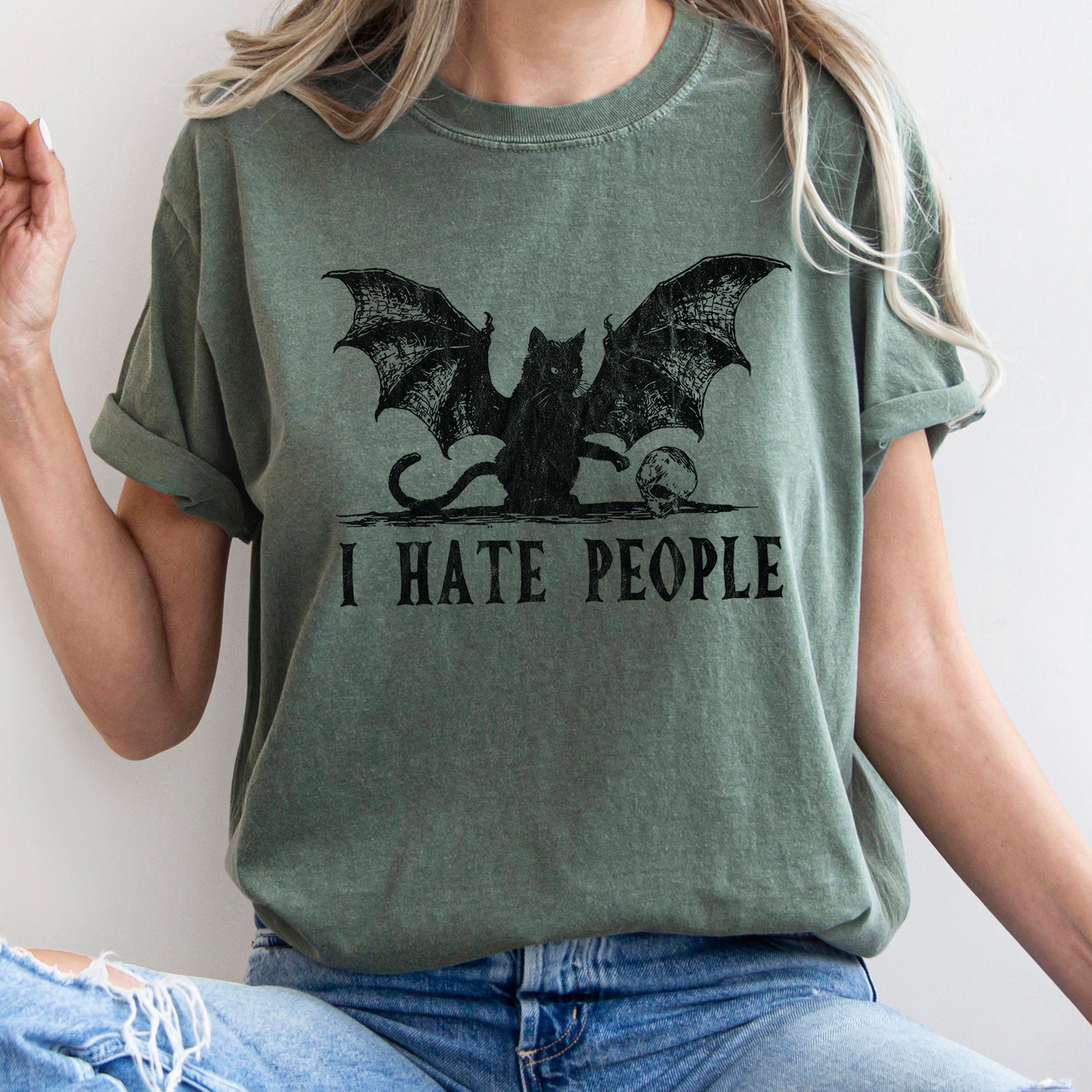 I Hate People Cat Bat Retro Halloween Vintage Edition Nostalgic Collectors Comfort Colors Tee