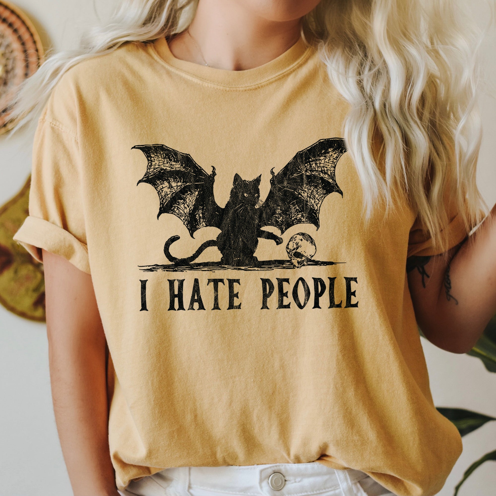 I Hate People Cat Bat Retro Halloween Vintage Edition Nostalgic Collectors Comfort Colors Tee