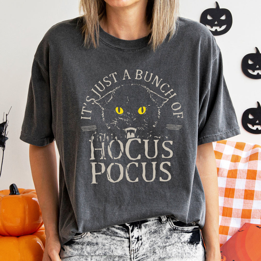 It's Just Bunch Of Hocus Pocus Retro Halloween Comfort Colors Tee