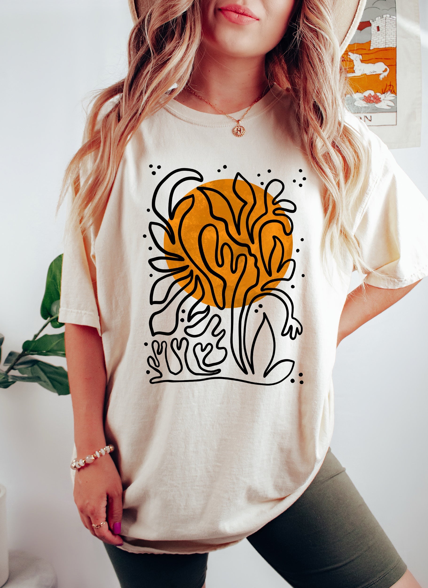 Abstract Stylized Sun And Flowers Vintage Floral Artwork Collection Comfort Colors Tee