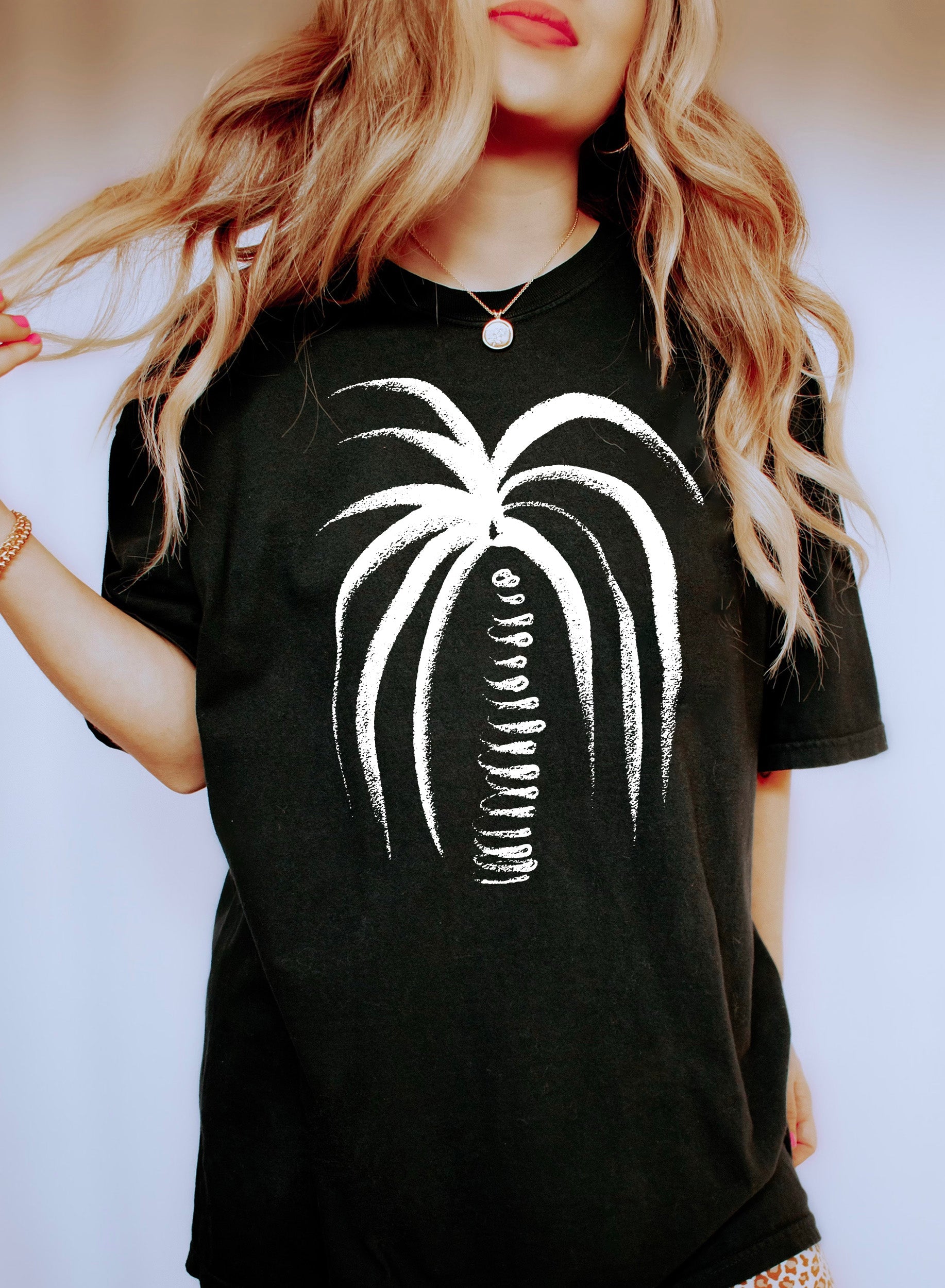 Palm Tree Silhouette Art Vintage Comfort Colors Tee